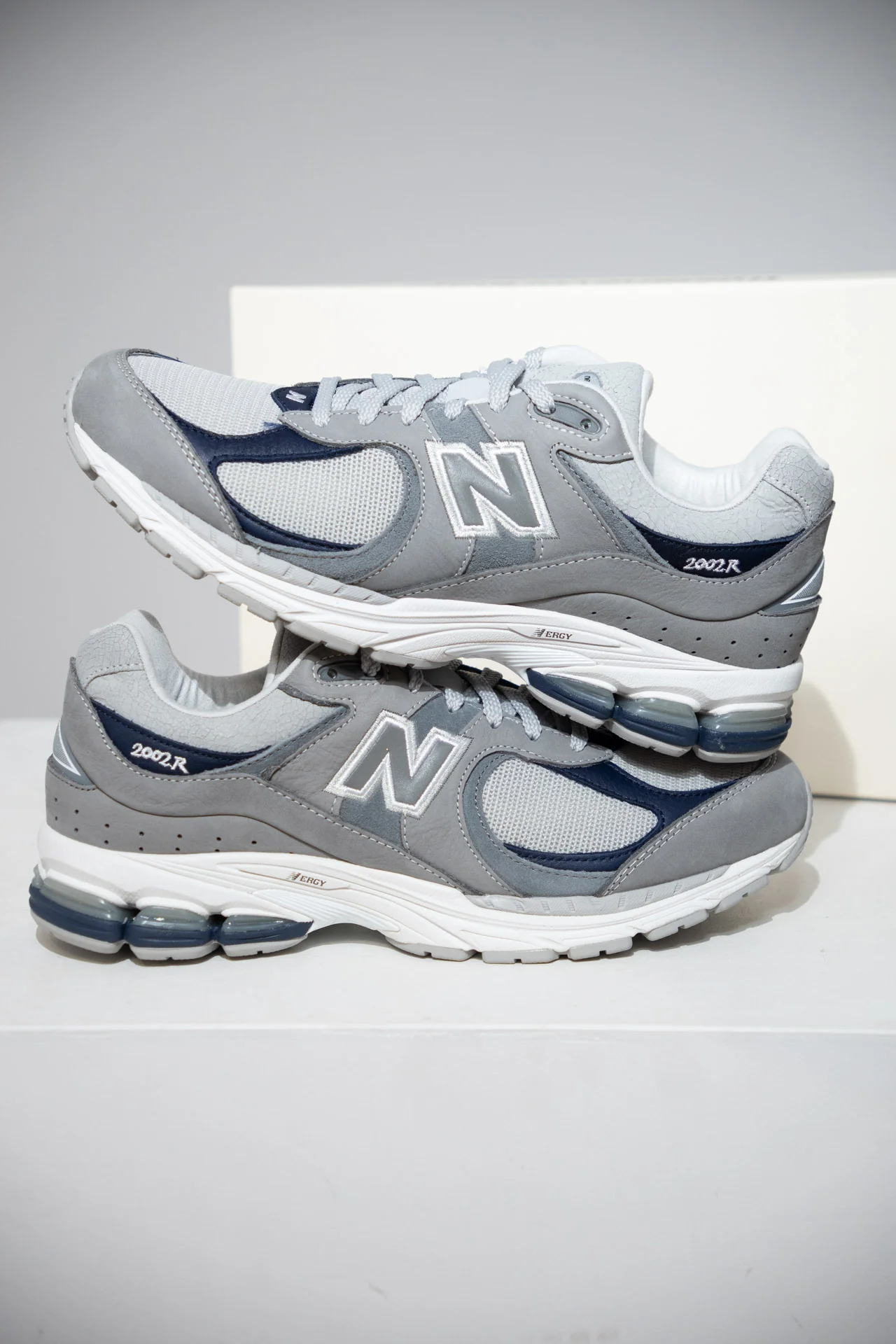 New Balance 2002R Thisisneverthat Grey (Taille 44)