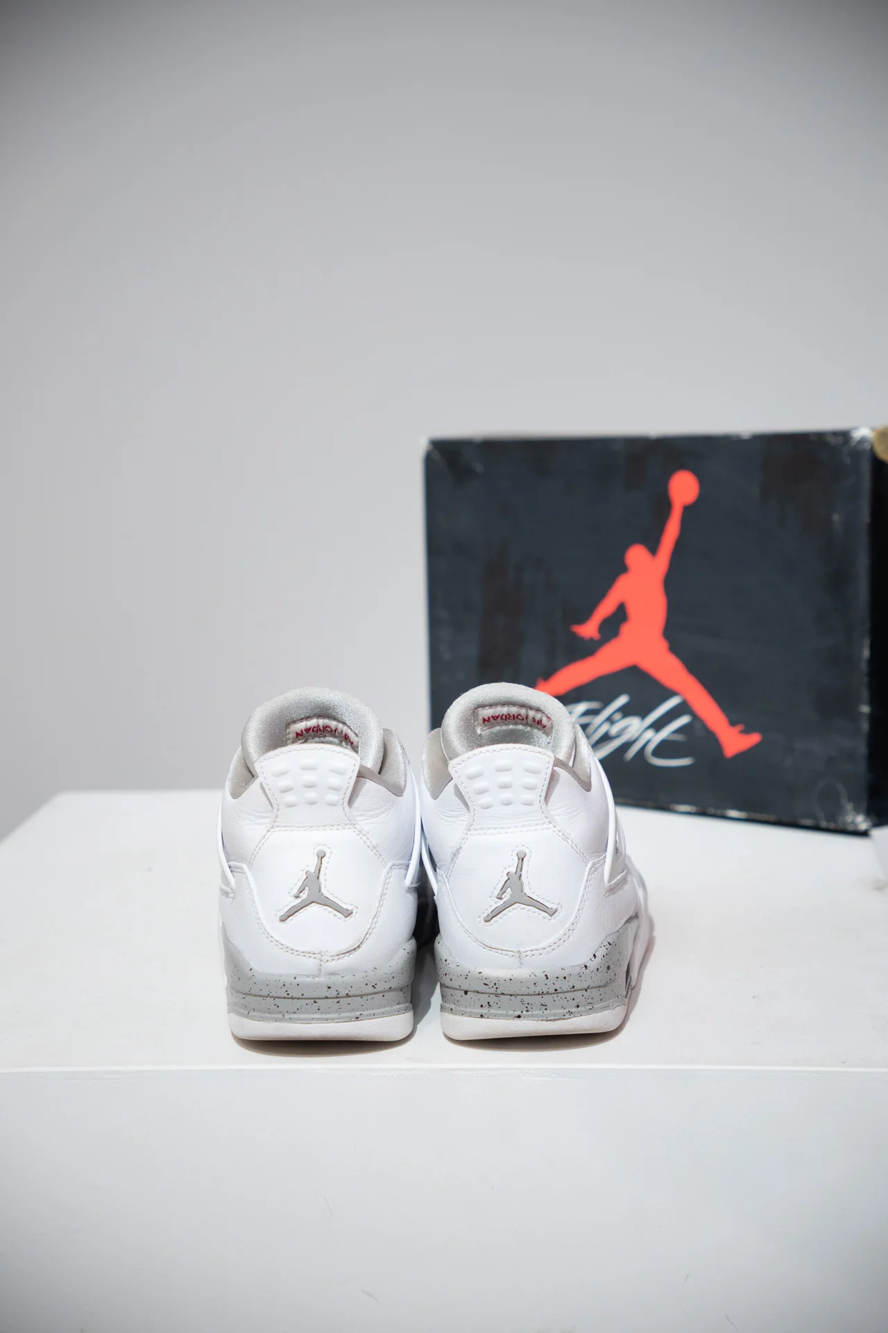 Jordan 4 White Oreo GS (Taille 37,5) - Image 4