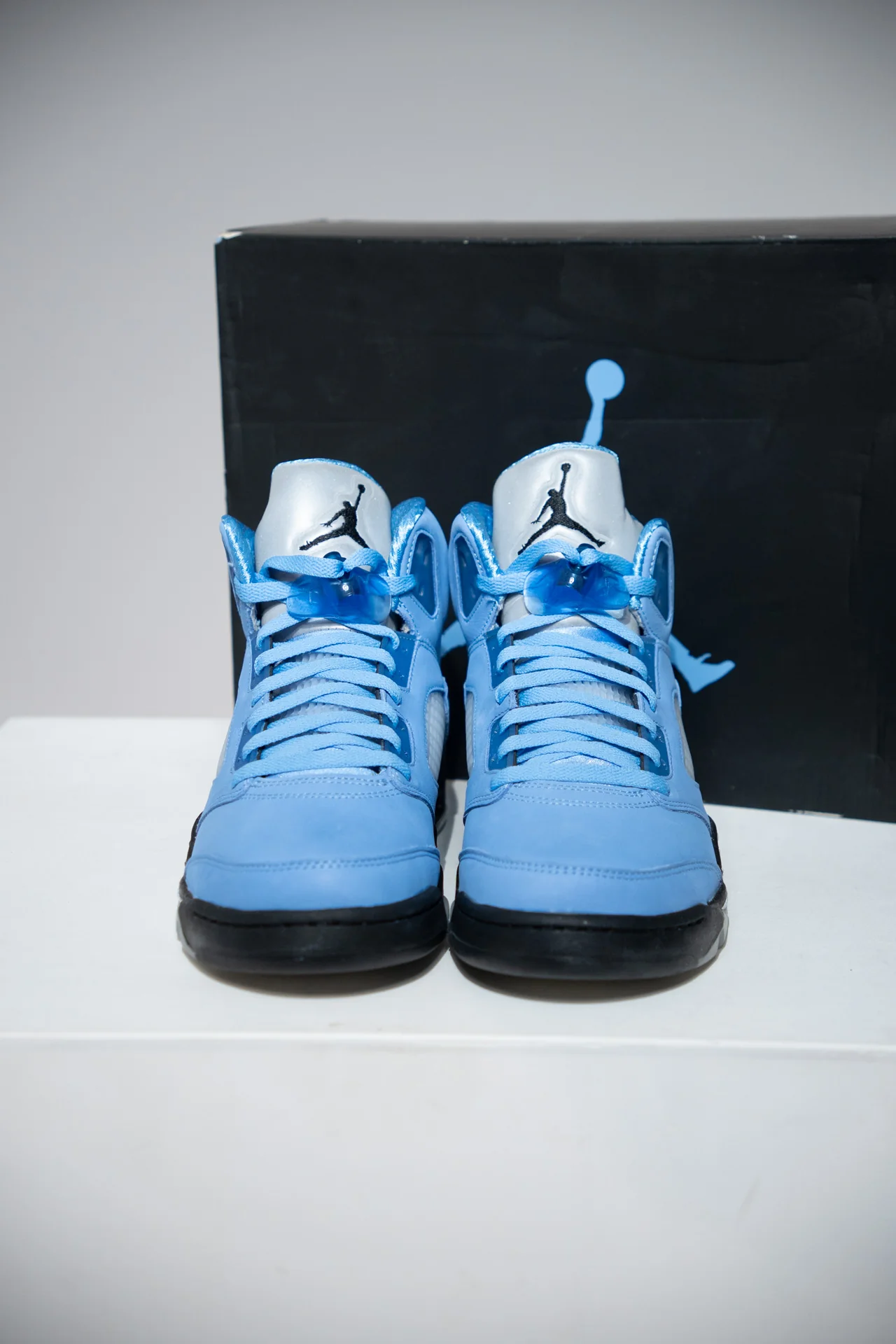 Jordan 5 UNC (Taille 44,5) - Image 2