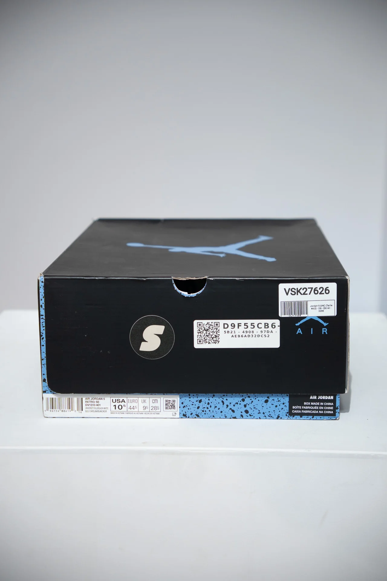 Jordan 5 UNC (Taille 44,5) - Image 4