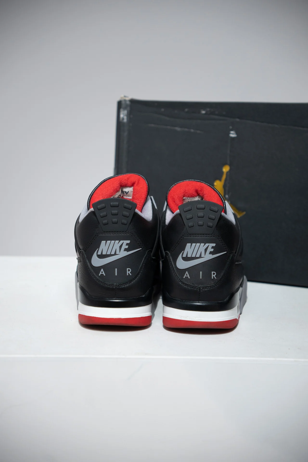 Jordan 4 Bred Reimagined (Taille 44) - Image 9