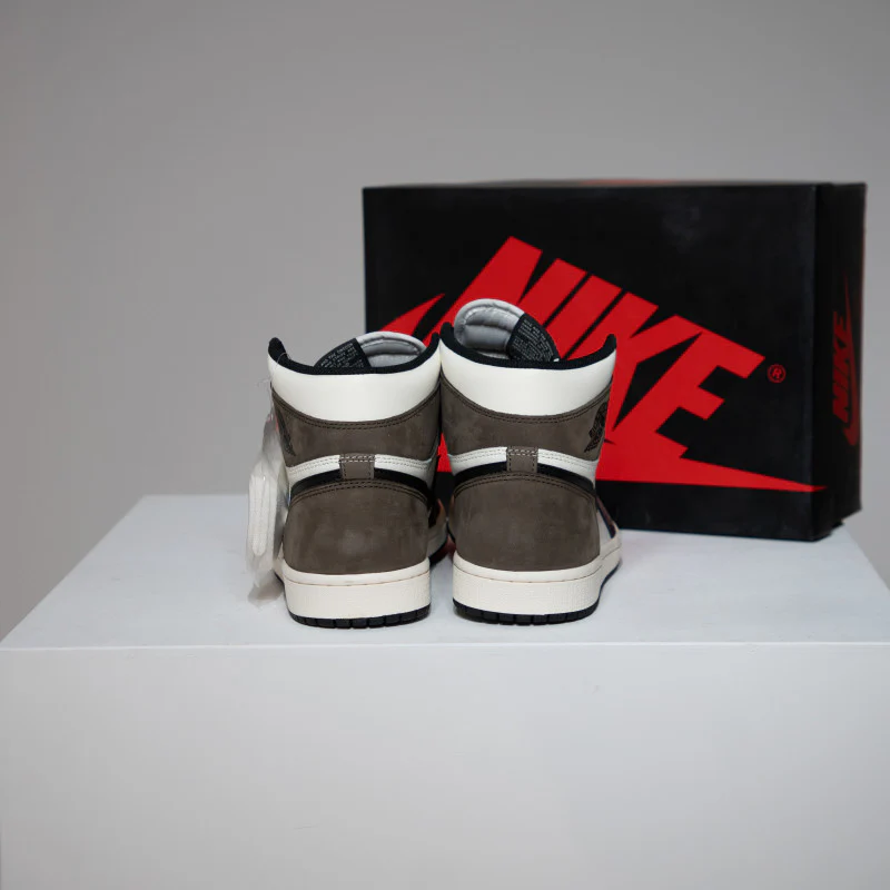 Jordan 1 High Mocha (Taille 44,5) - Image 3
