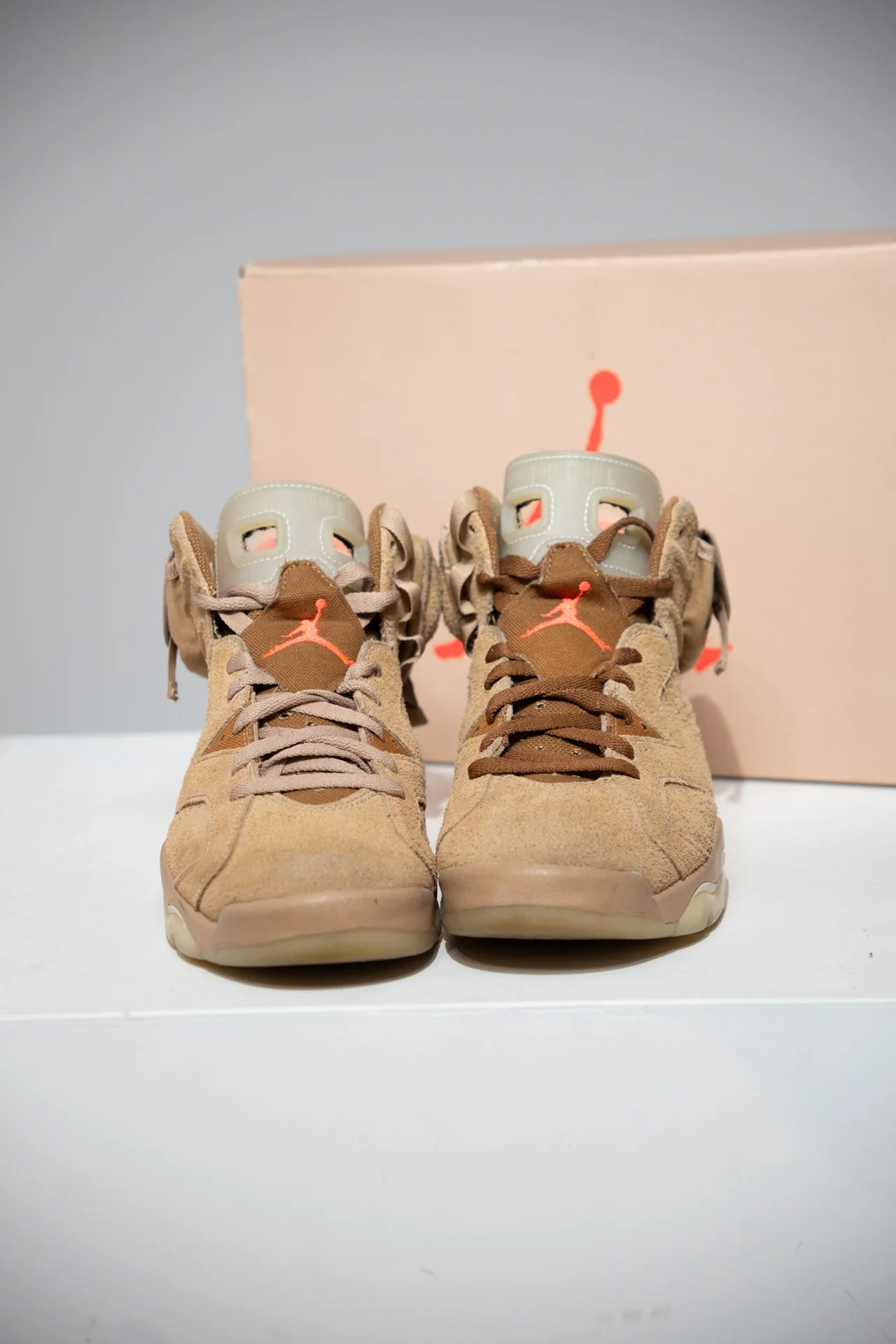 Jordan 6 Travis Scott British Kaki (Taille 40,5) - Image 2