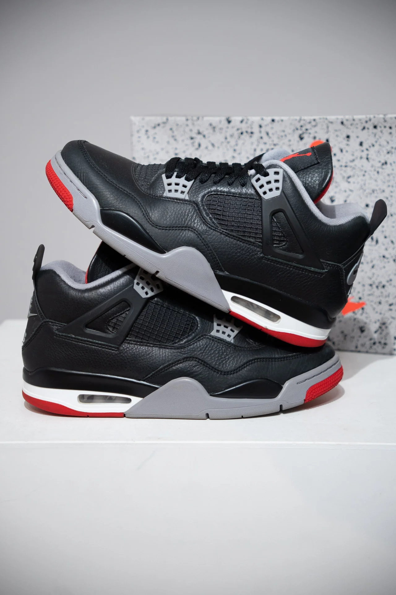 Jordan 4 Bred Reimagined (Taille 45) - Image 6