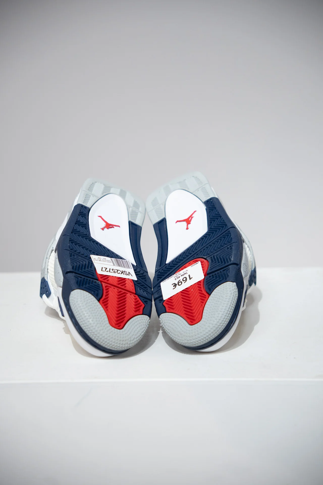 Jordan 4 Midnight Navy (Taille 42,5) - Image 3