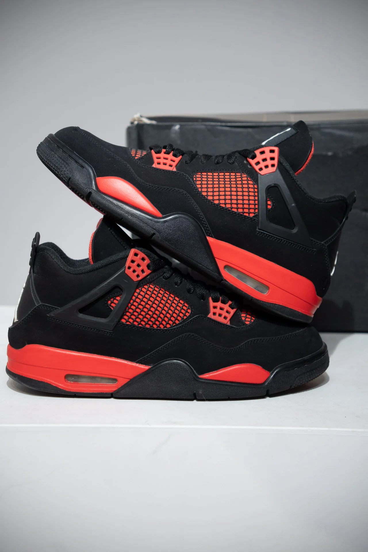 Jordan 4 Red Thunder (Taille 45,5) - Image 6