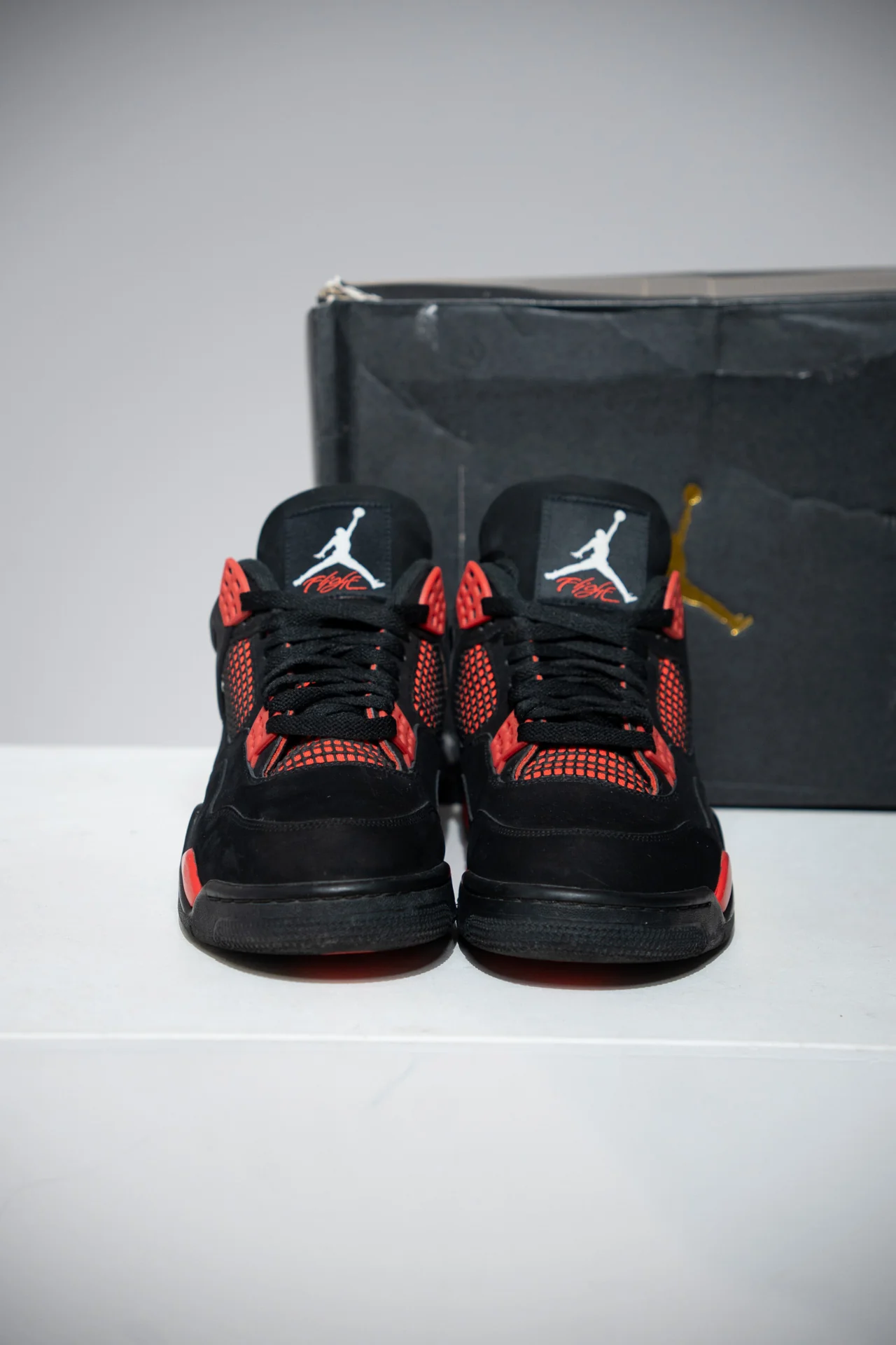 Jordan 4 Red Thunder (Taille 45,5) - Image 8