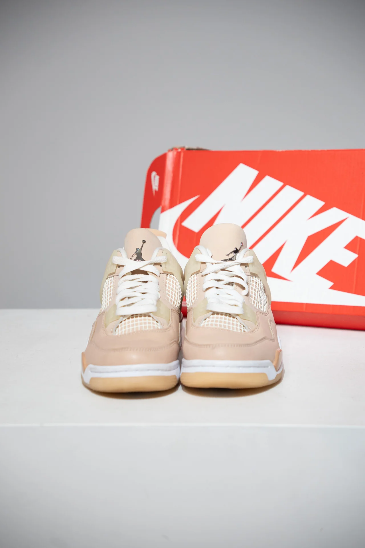 Jordan 4 Shimmer (Taille 36) - Image 2