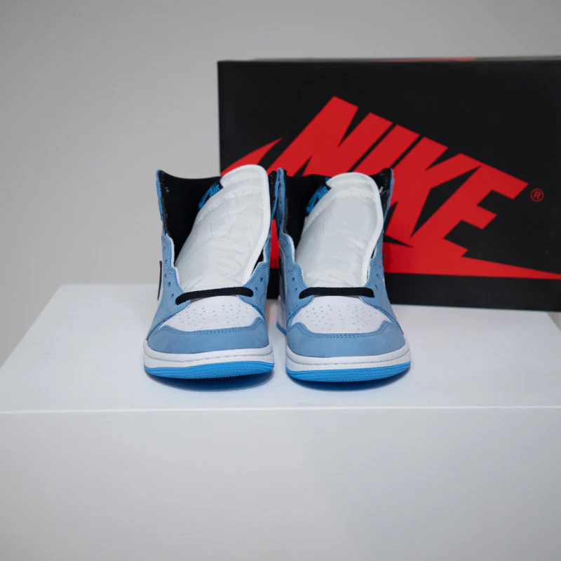 Jordan 1 High University Blue (Taille 40,5) - Image 2