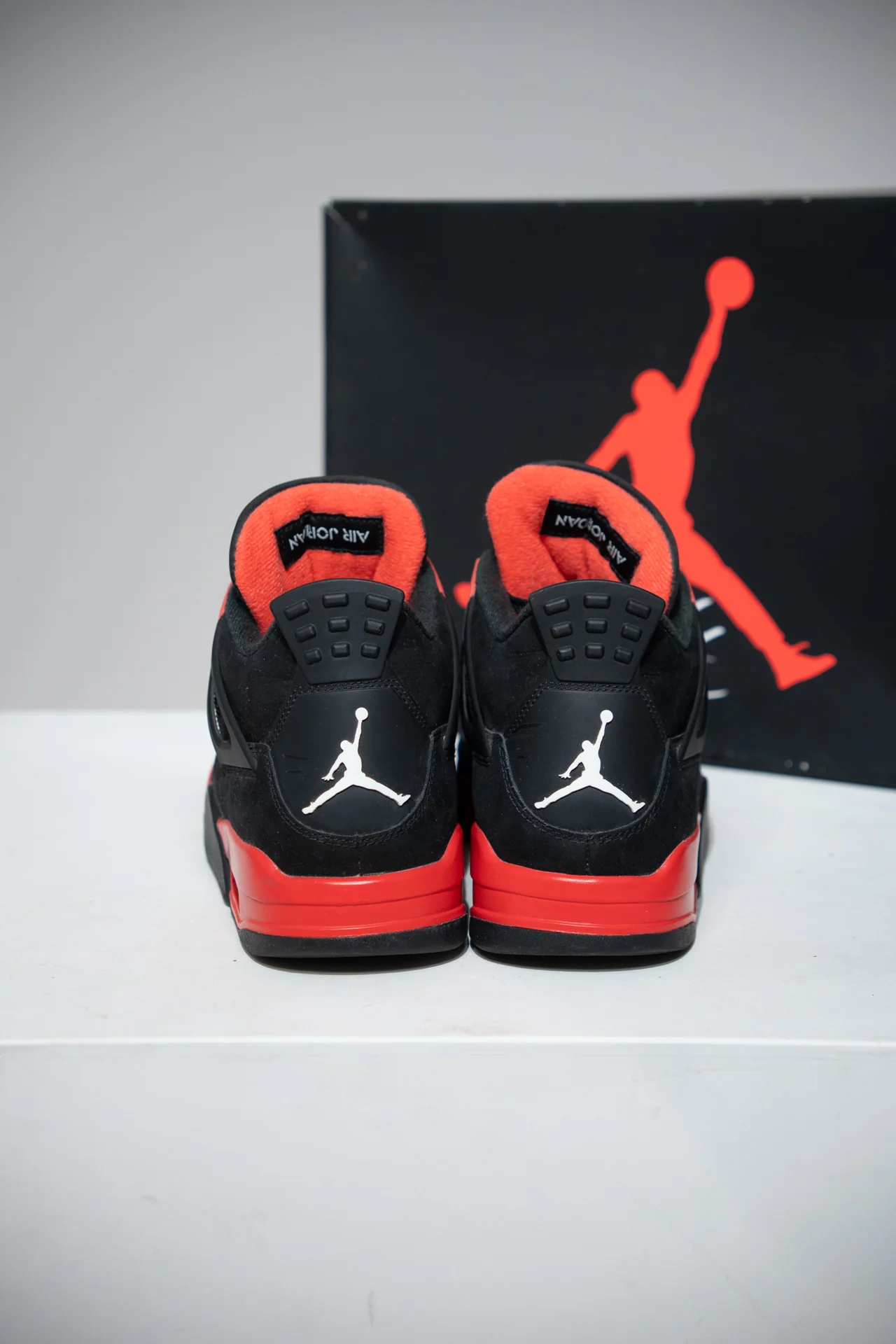 Jordan 4 Red Thunder (Taille 43) - Image 2