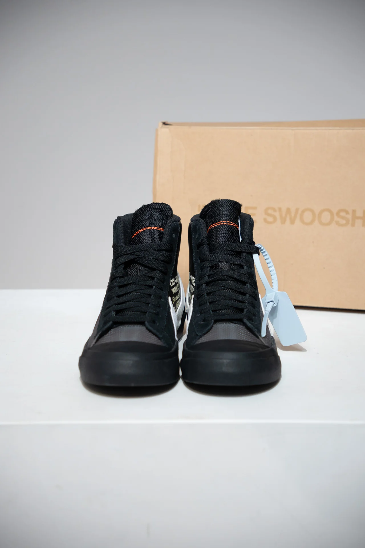 Blazer Off-White Black (Taille 38,5) - Image 2