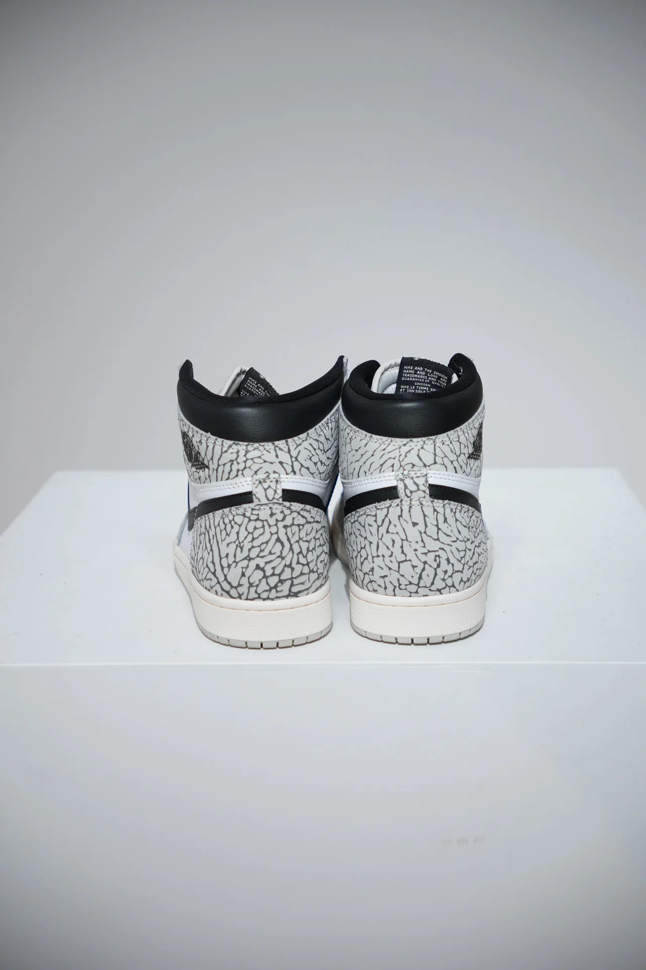 Jordan 1 High White Cement (Taille 44,5) - Image 3