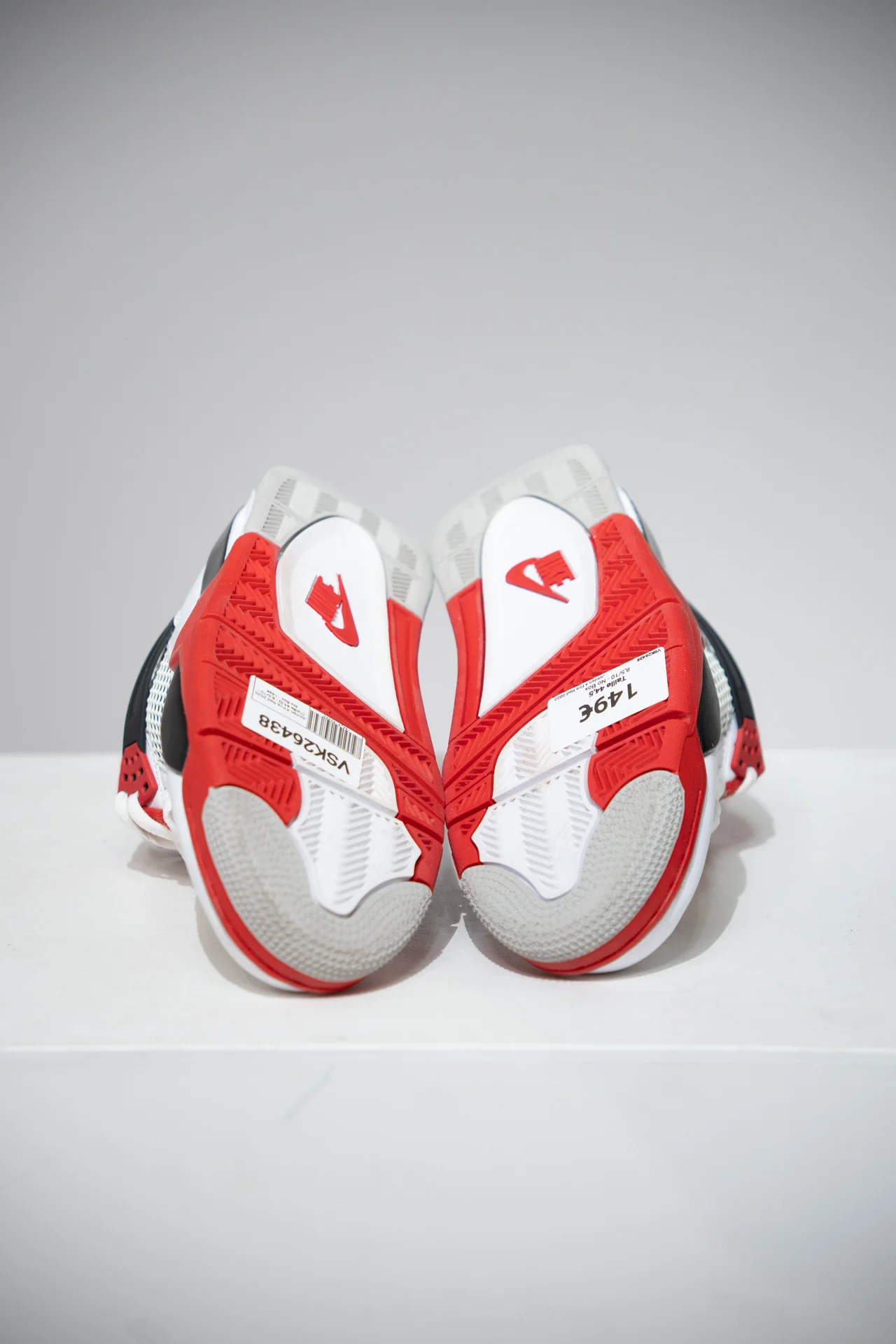 Jordan 4 Fire Red 2020 (Taille 44,5) - Image 4