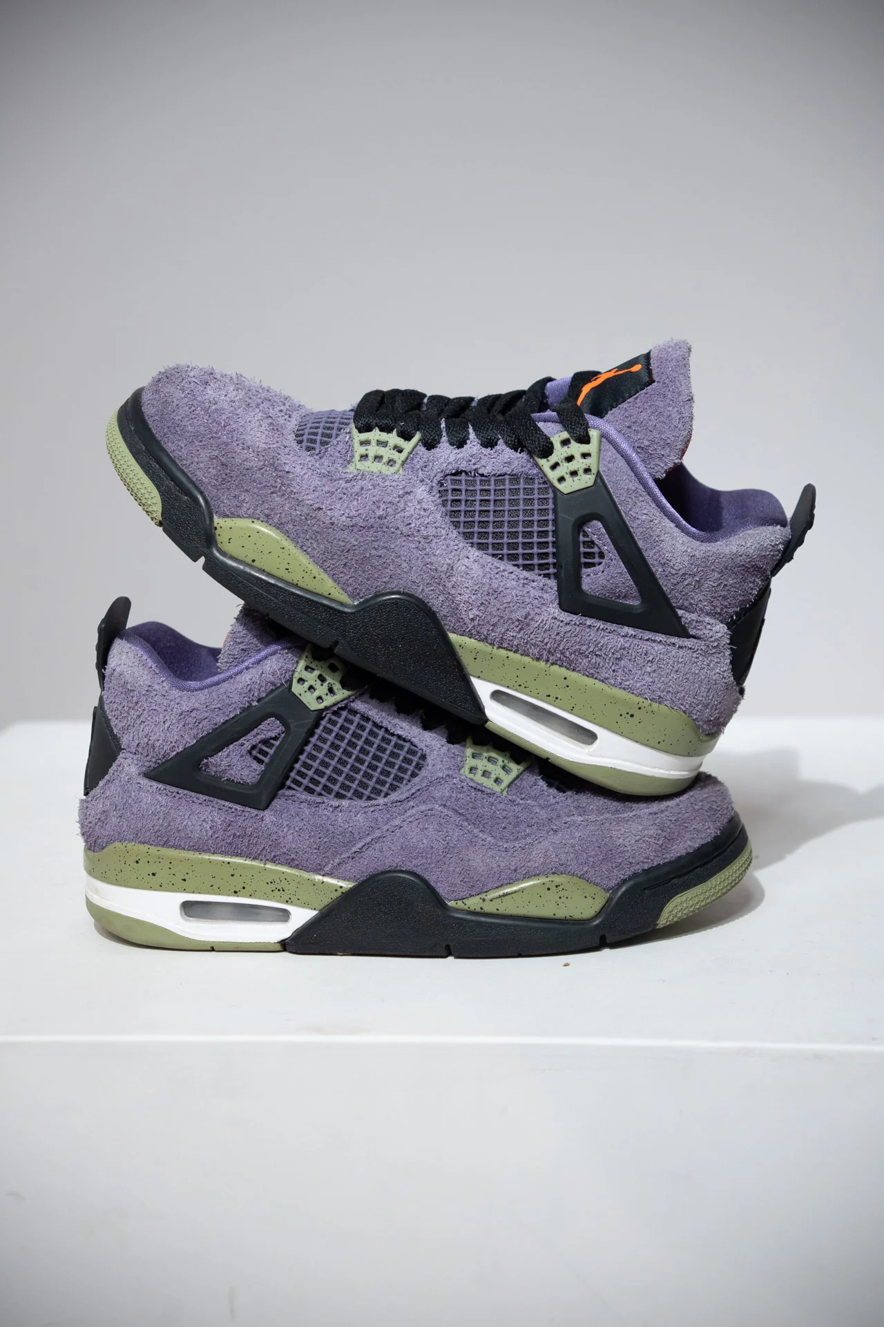 Jordan 4 Canyon purple (Taille 38)