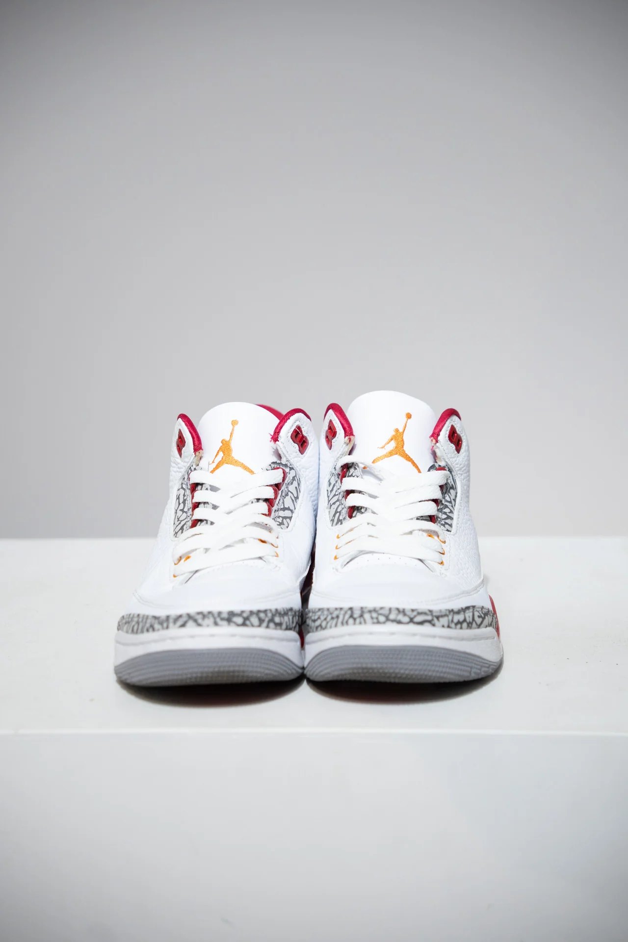 Jordan 3 Cardinal Red (Taille 40,5) - Image 2