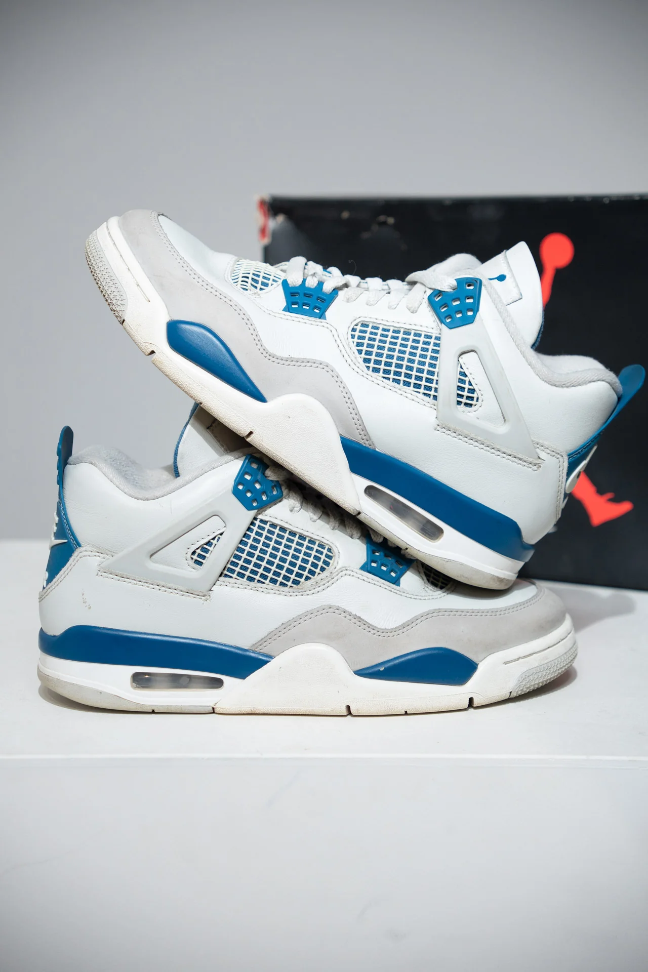 Jordan 4 Military Blue 2024 (Taille 41)