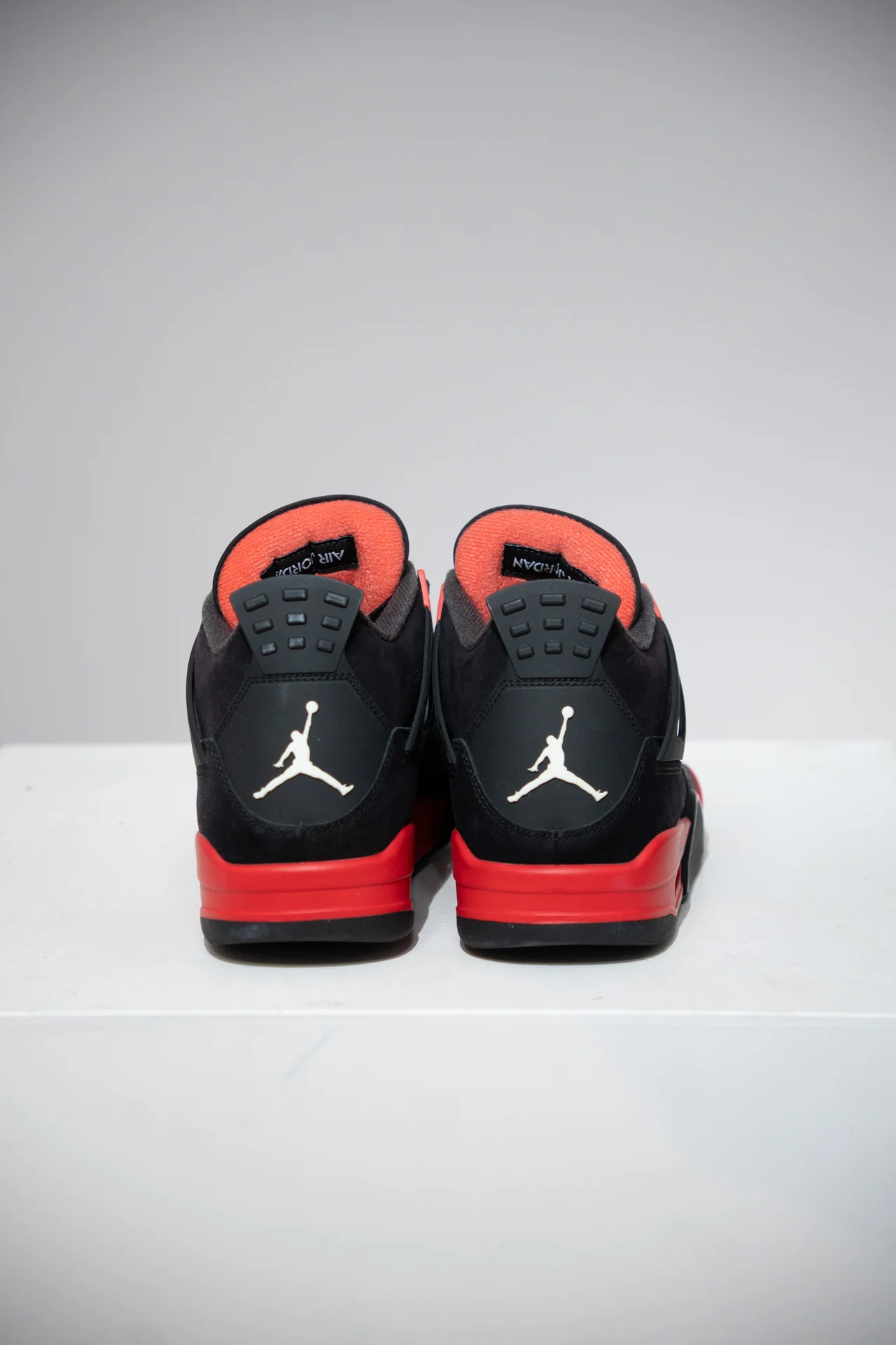 Jordan 4 Red Thunder (Taille 45) - Image 2