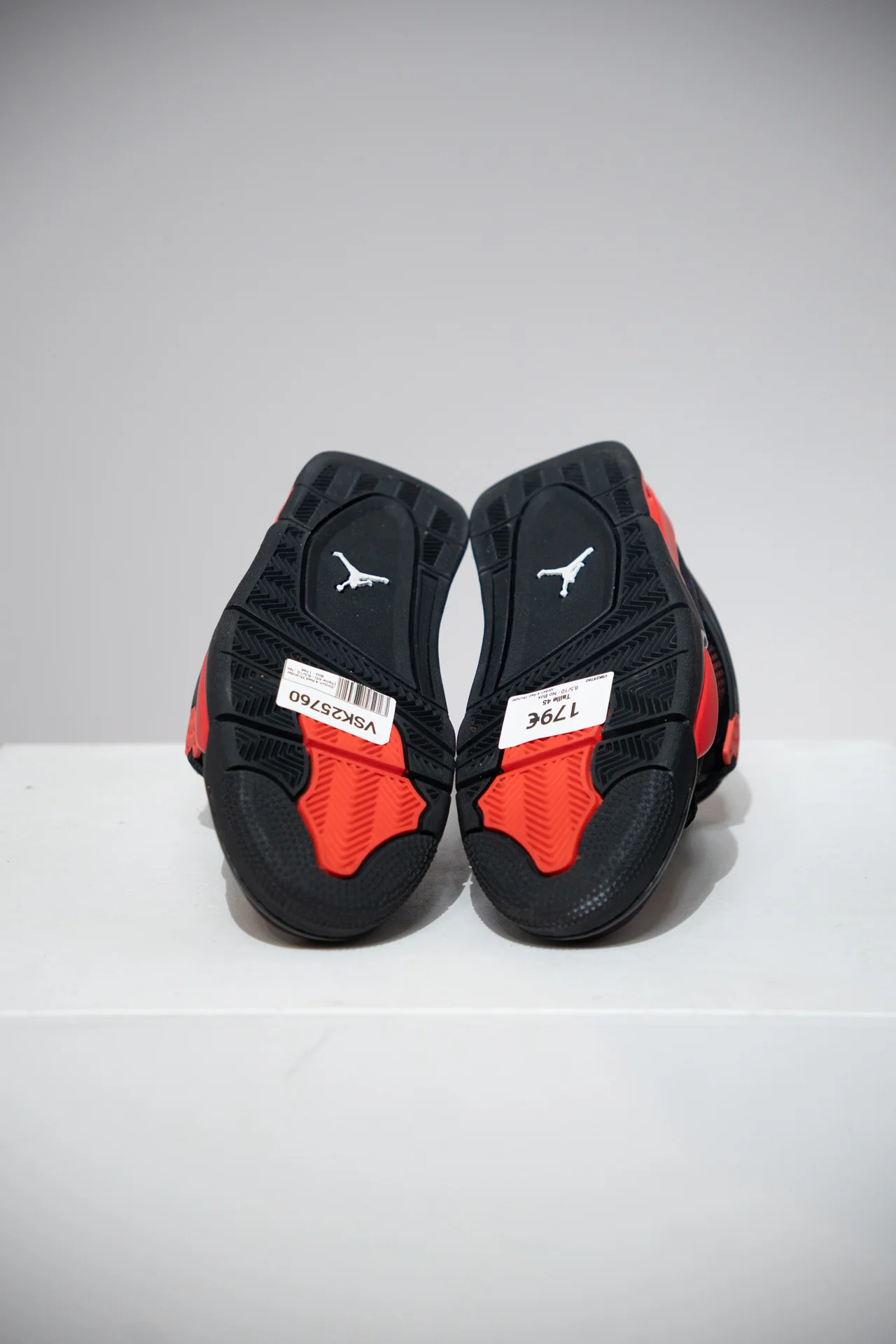 Jordan 4 Red Thunder (Taille 45) - Image 4