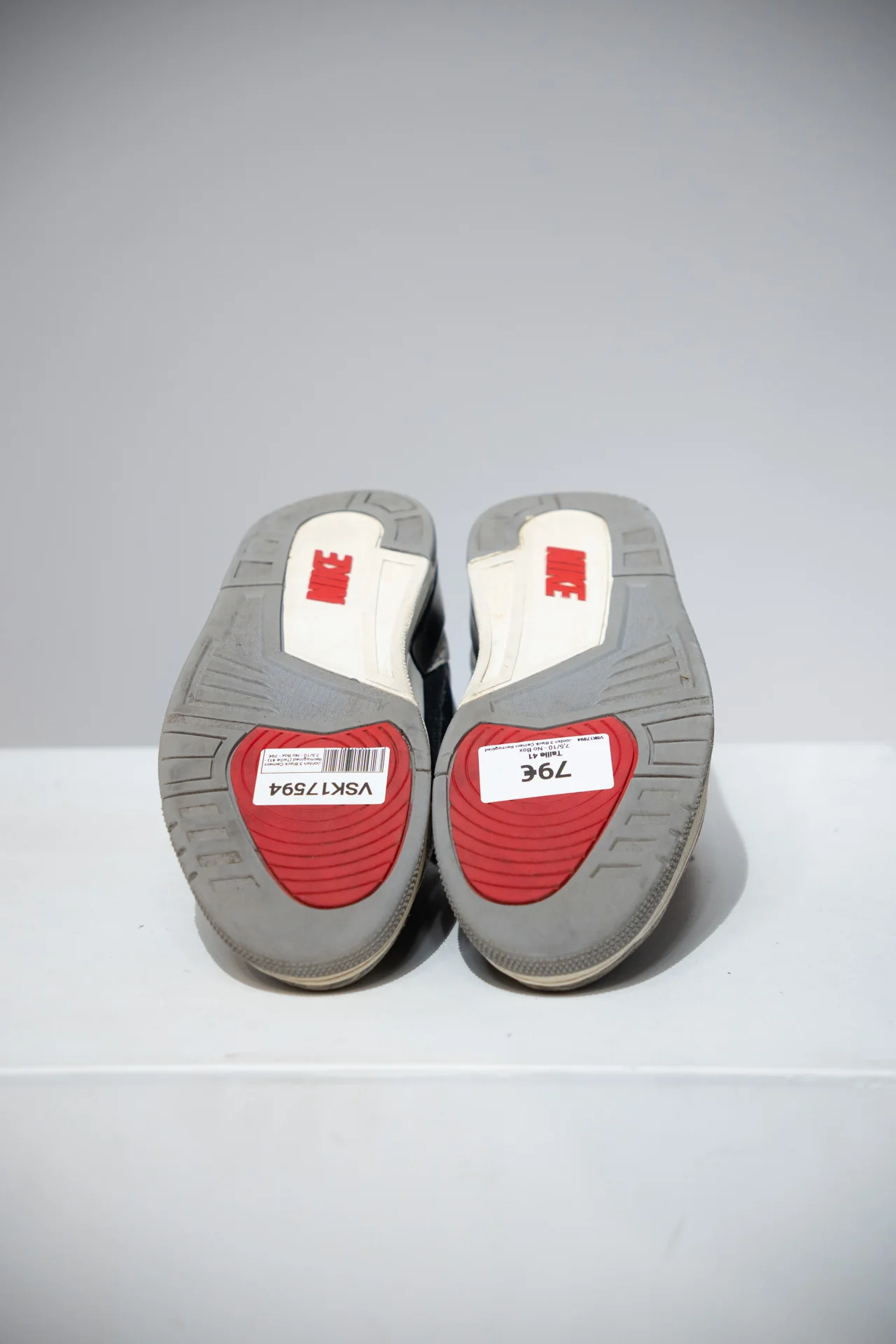 Jordan 3 Black Cement Reimagined (Taille 41) - Image 4