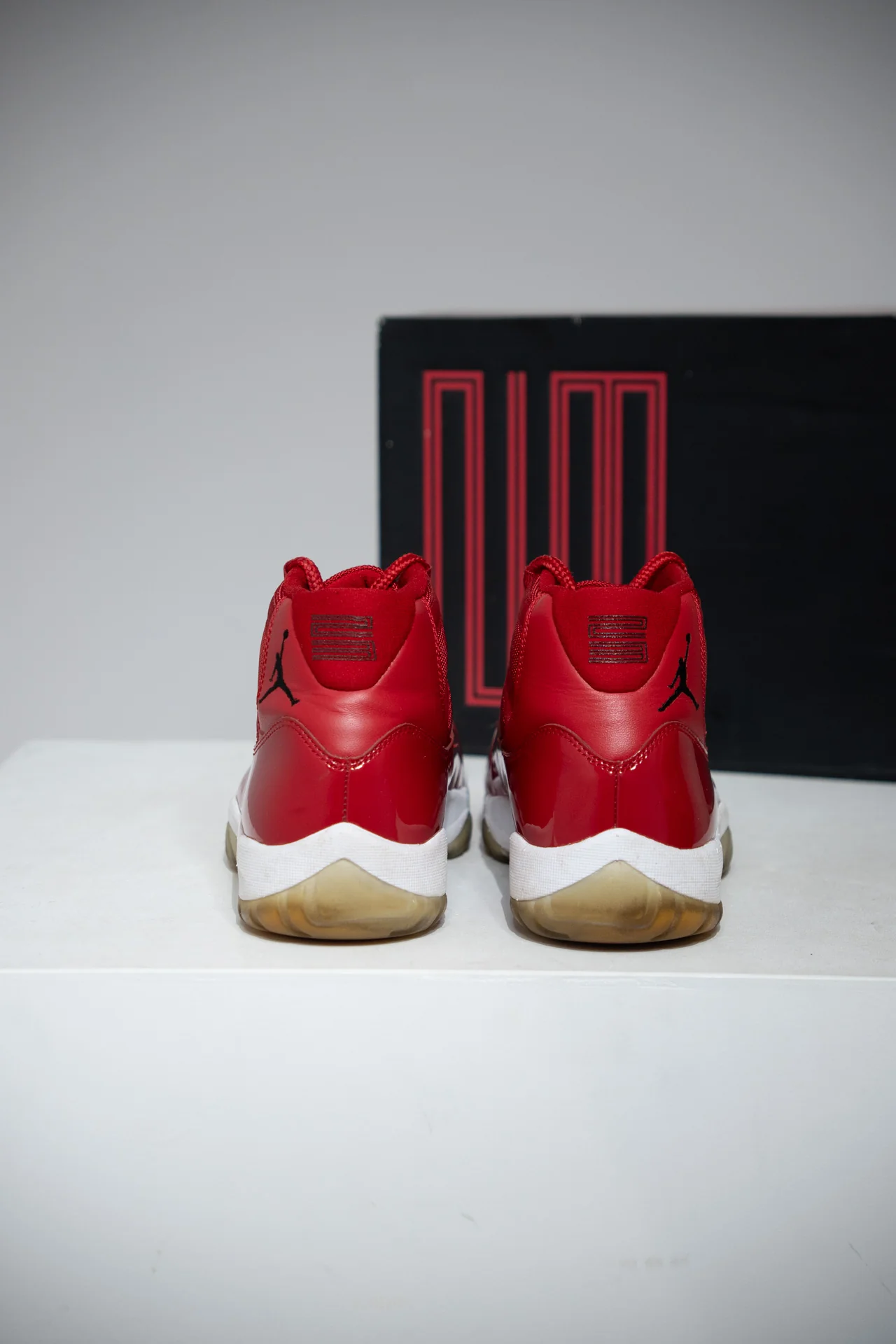 Jordan 11 Win Like 96 (Taille 41) - Image 2