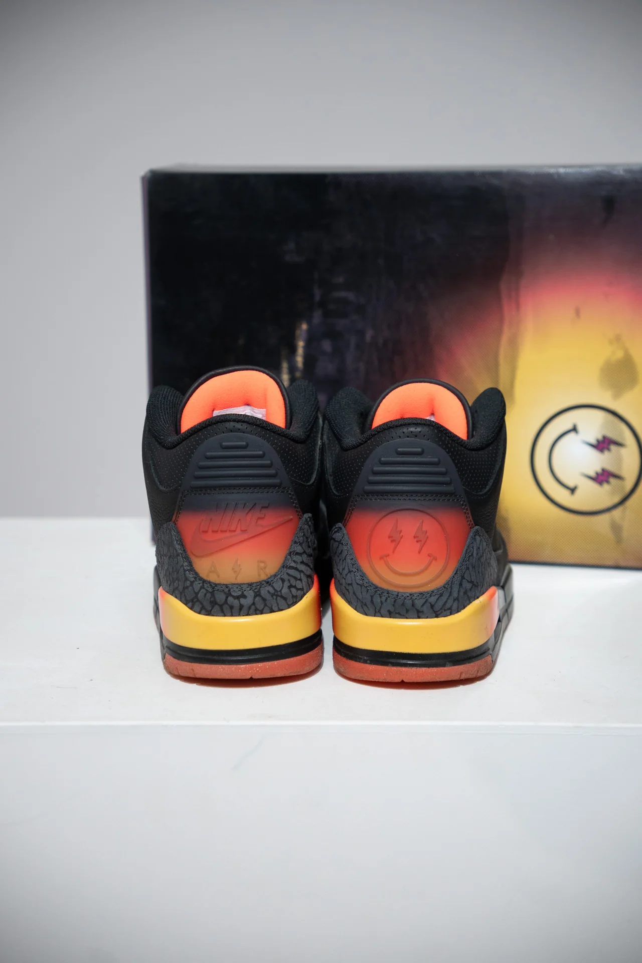 Jordan 3 J Balvin Rio (Taille 45) - Image 5