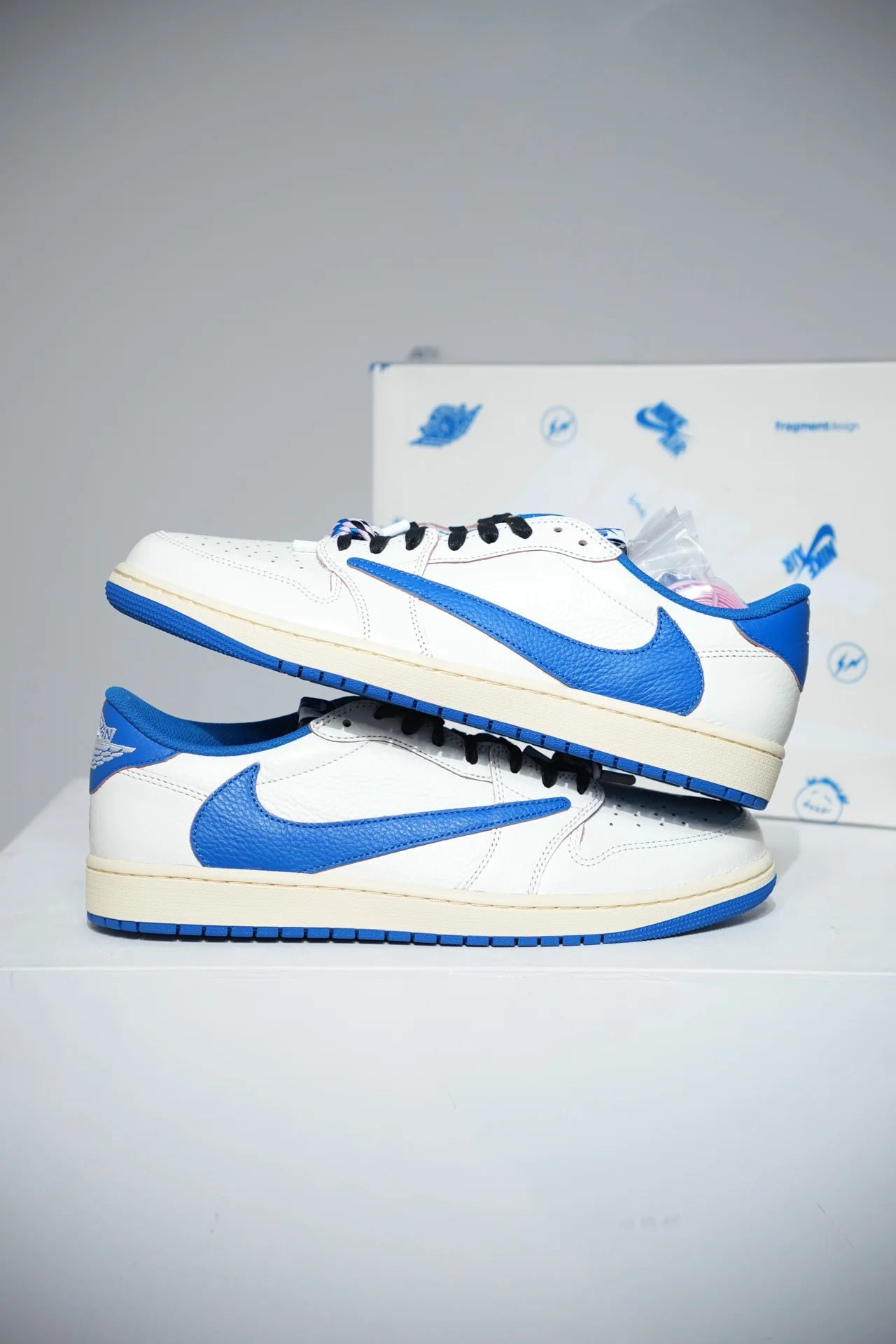 Jordan 1 Low Travis Scott Fragment 2025 (Taille 47)