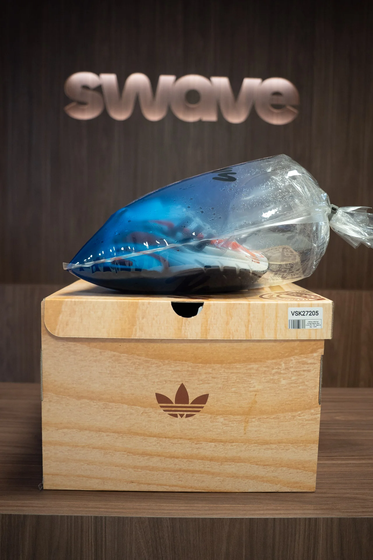 Adidas JellyFish Orange Special Box (Taille 39) - Image 3