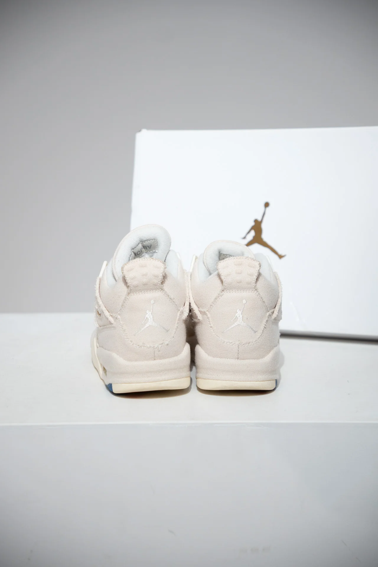 Jordan 4 Blank Canvas (Taille 36,5) - Image 4