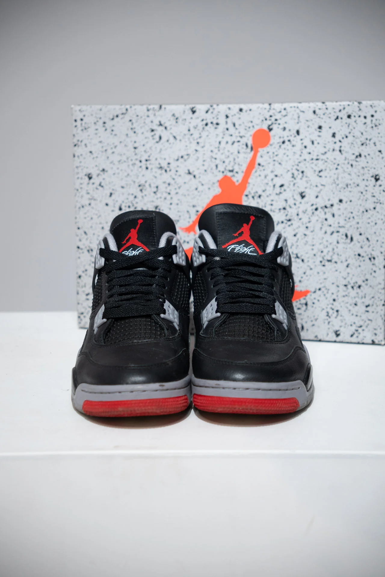 Jordan 4 Bred Reimagined (Taille 42,5) - Image 3