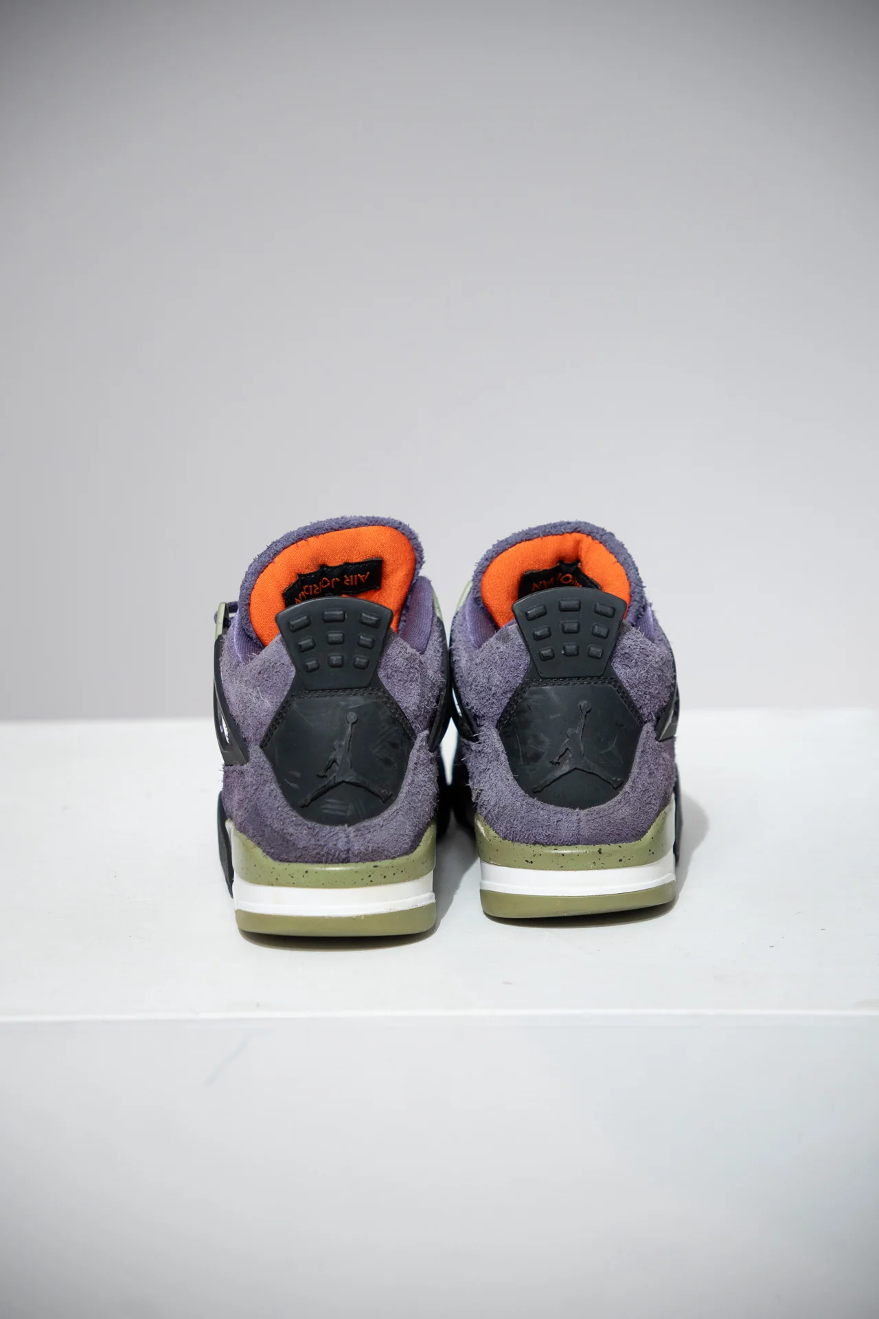 Jordan 4 Canyon purple (Taille 37,5) - Image 3