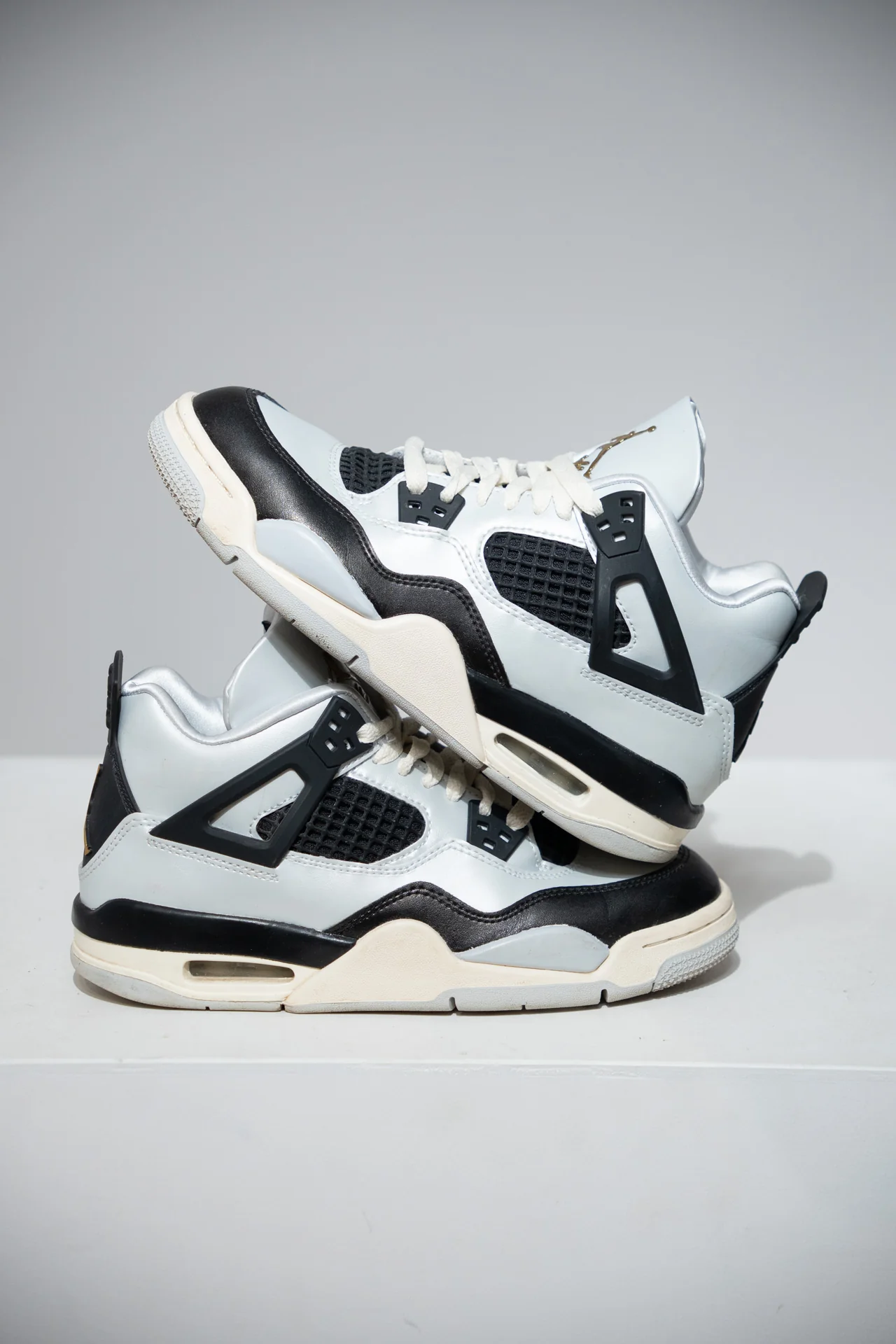 Jordan 4 Platinium Gold GS (Taille 37,5)