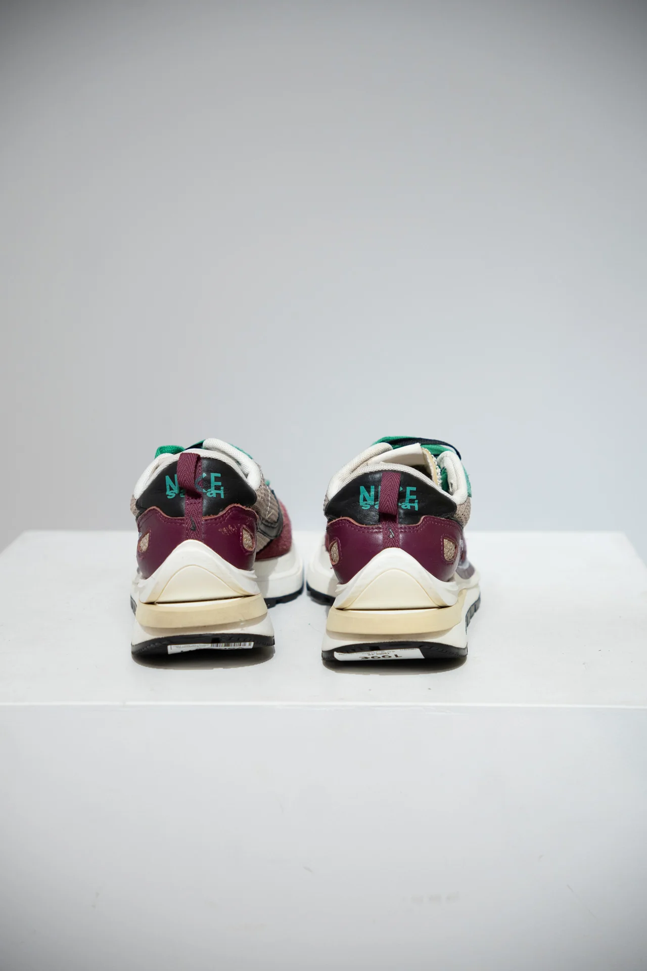 Sacai Vaporwaffle Vilain Red (Taille 42) - Image 3
