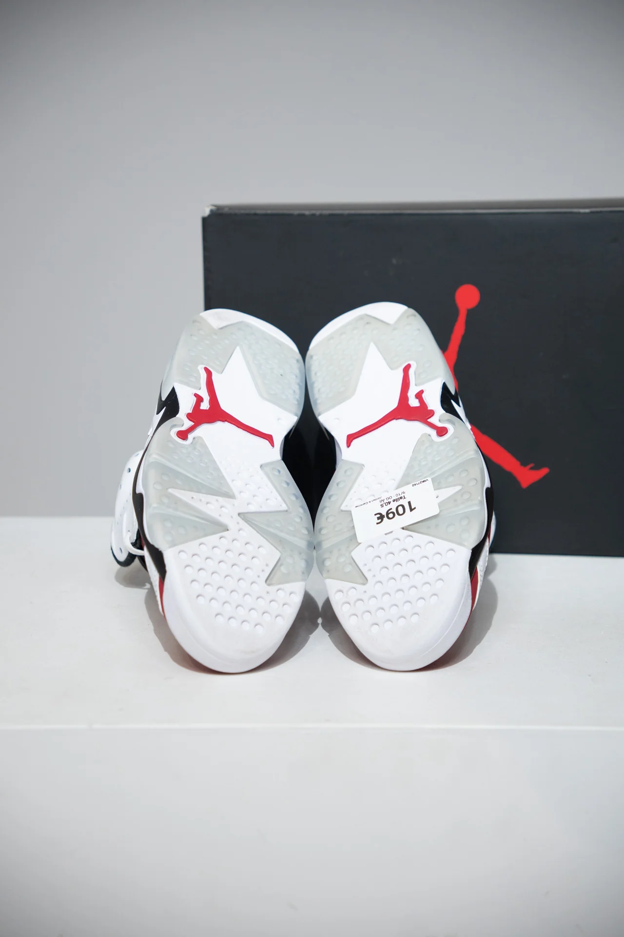 Jordan 6 Carmine (Taille 40,5) - Image 4