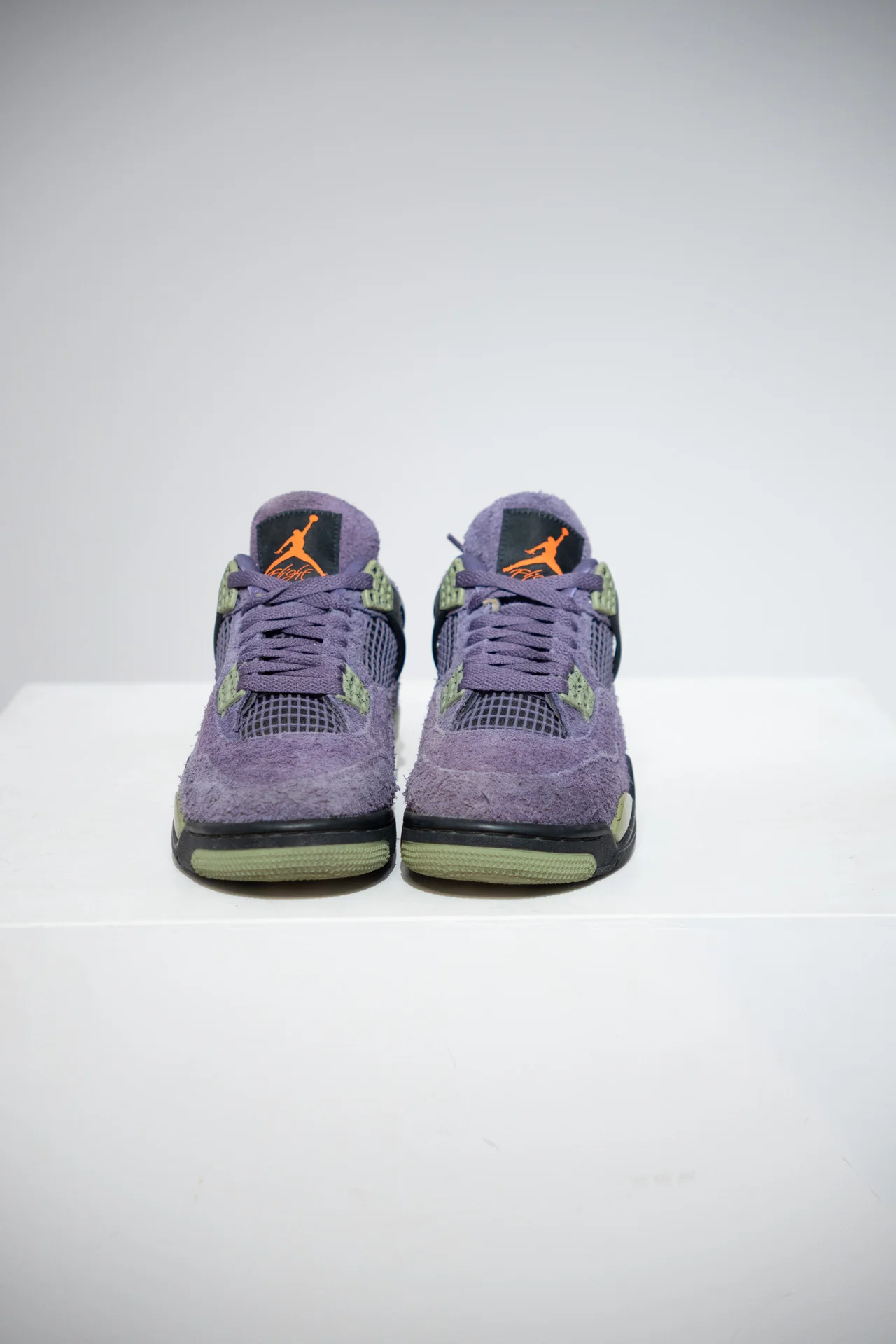 Jordan 4 Canyon purple (Taille 38) - Image 2