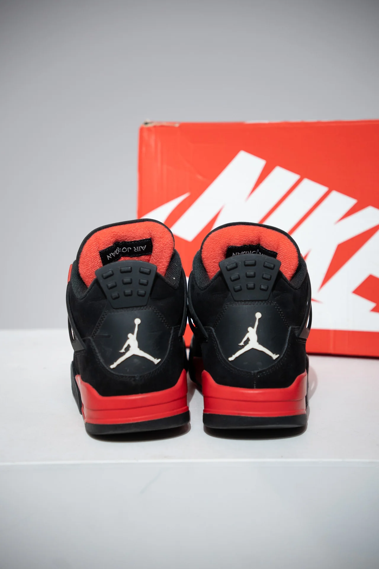 Jordan 4 Red Thunder (Taille 43) - Image 4