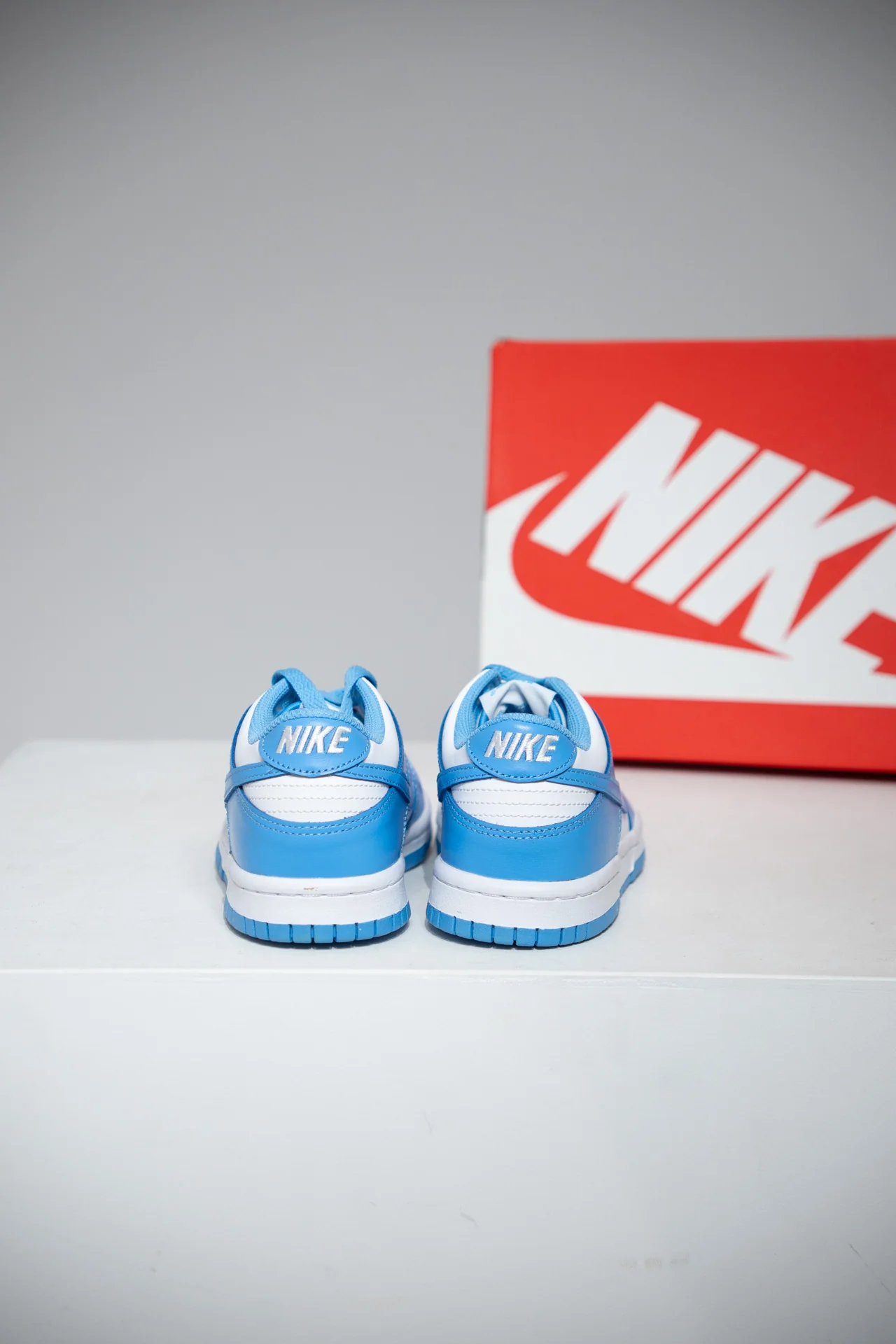 Dunk Low UNC GS (Taille 38,5) - Image 4