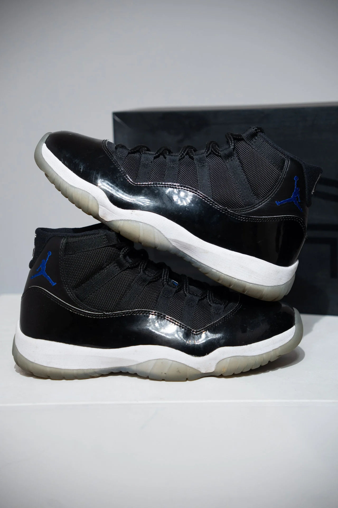 Jordan 11 Space Jam (Taille 41)
