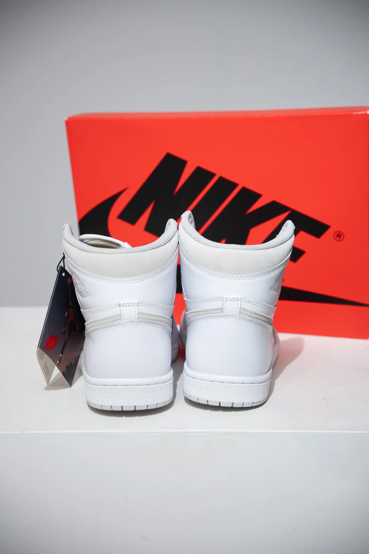 Jordan 1 High 85 Neutral Grey (Taille 44,5) - Image 3