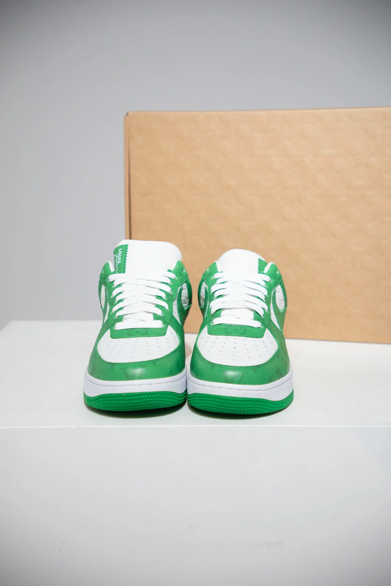 Air Force 1 Louis Vuitton Green (Taille 42) - Image 2