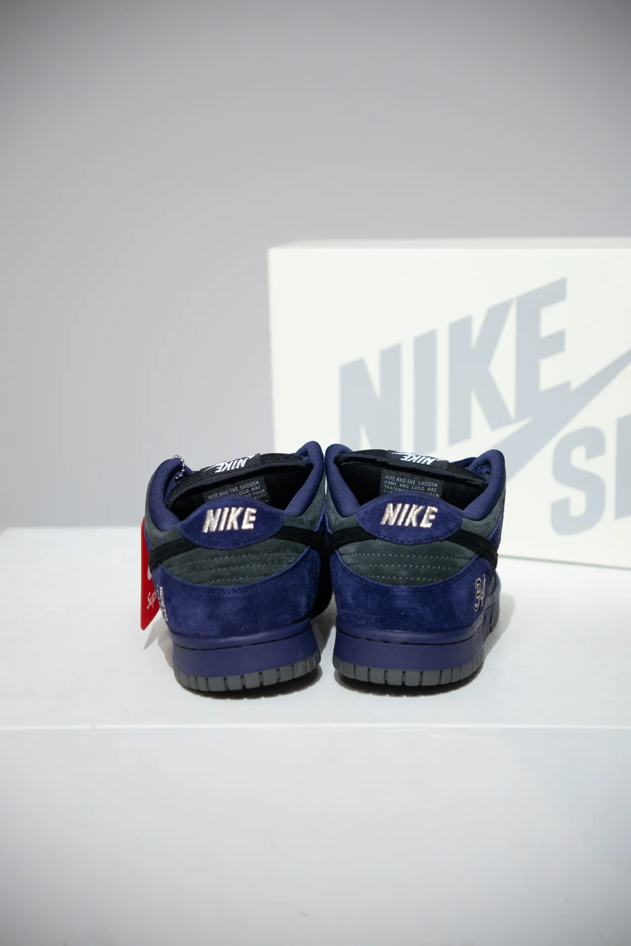 Dunk SB Supreme 94 Purple (Taille 43) - Image 2