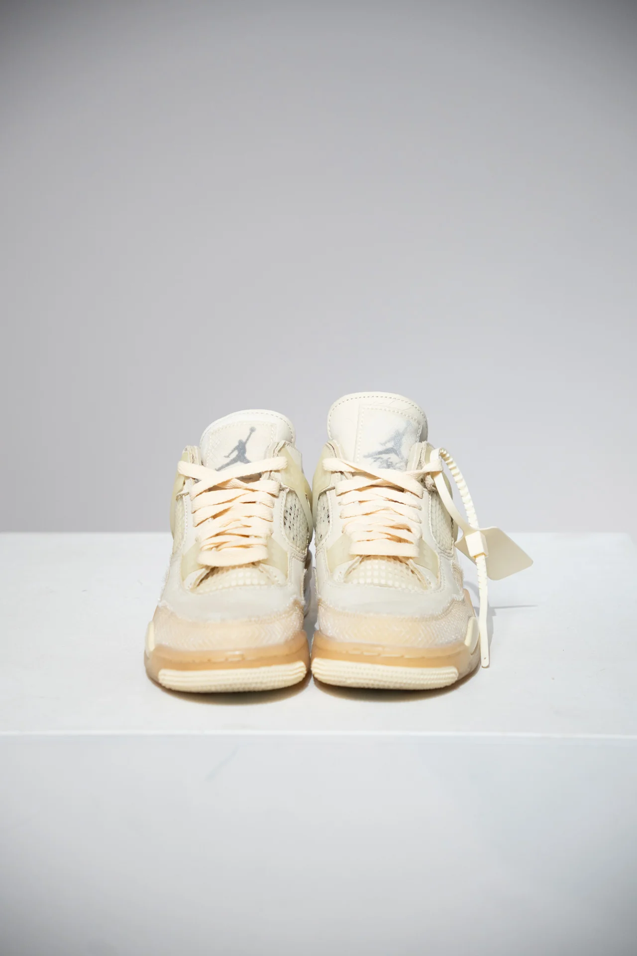 Jordan 4 Off-White Sail (Taille 36) - Image 2