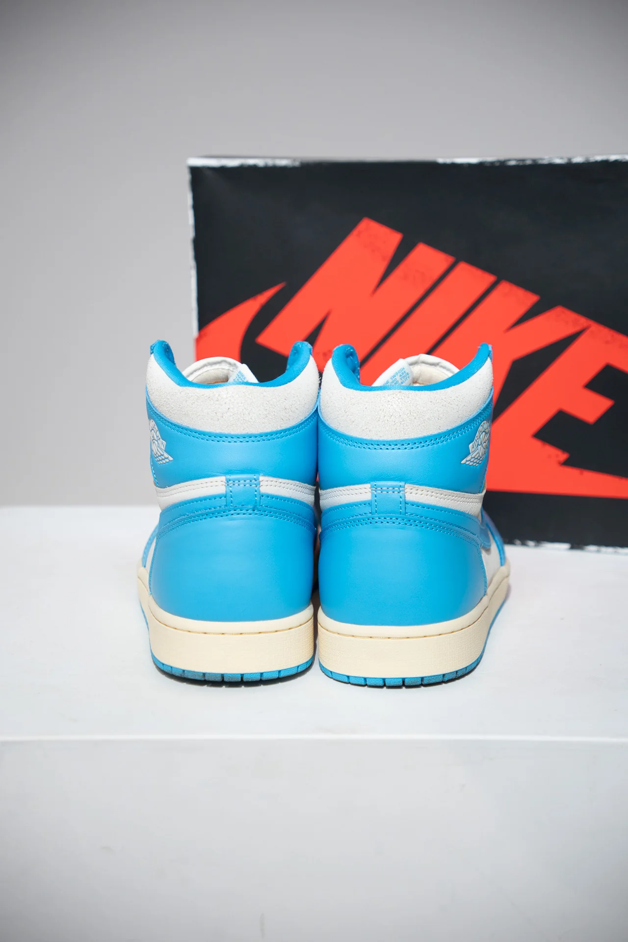 Jordan 1 High UNC Reimagined (Taille 46) - Image 4