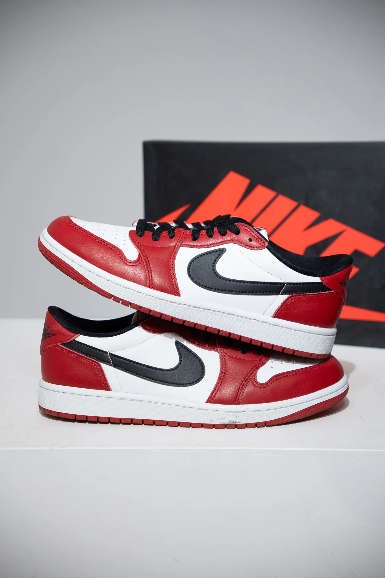 Jordan 1 Low Chicago 2025 (Taille 41)