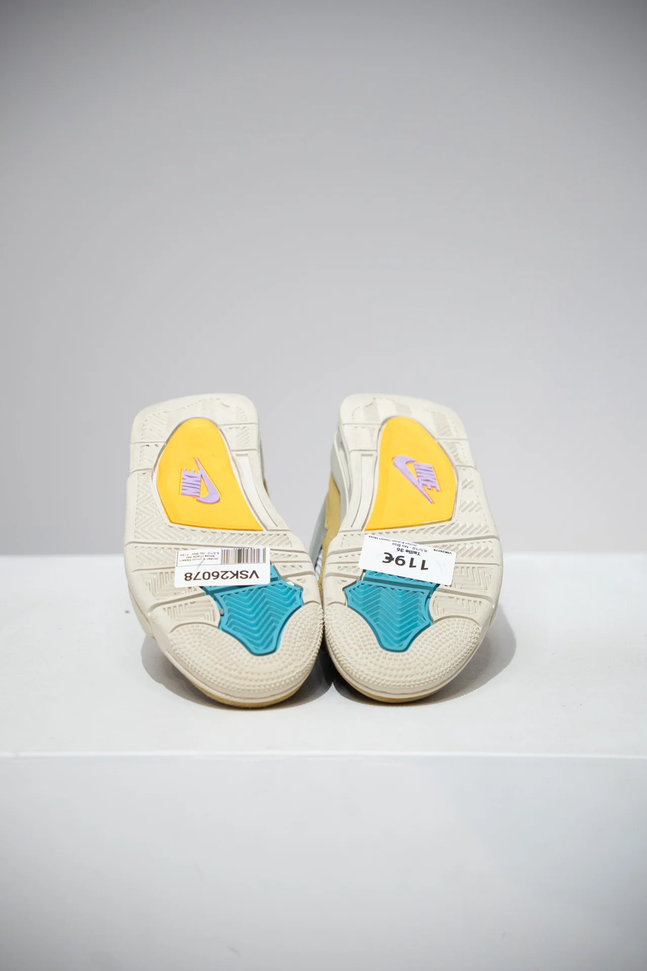 Jordan 4 Union Desert Moss (Taille 36) - Image 4