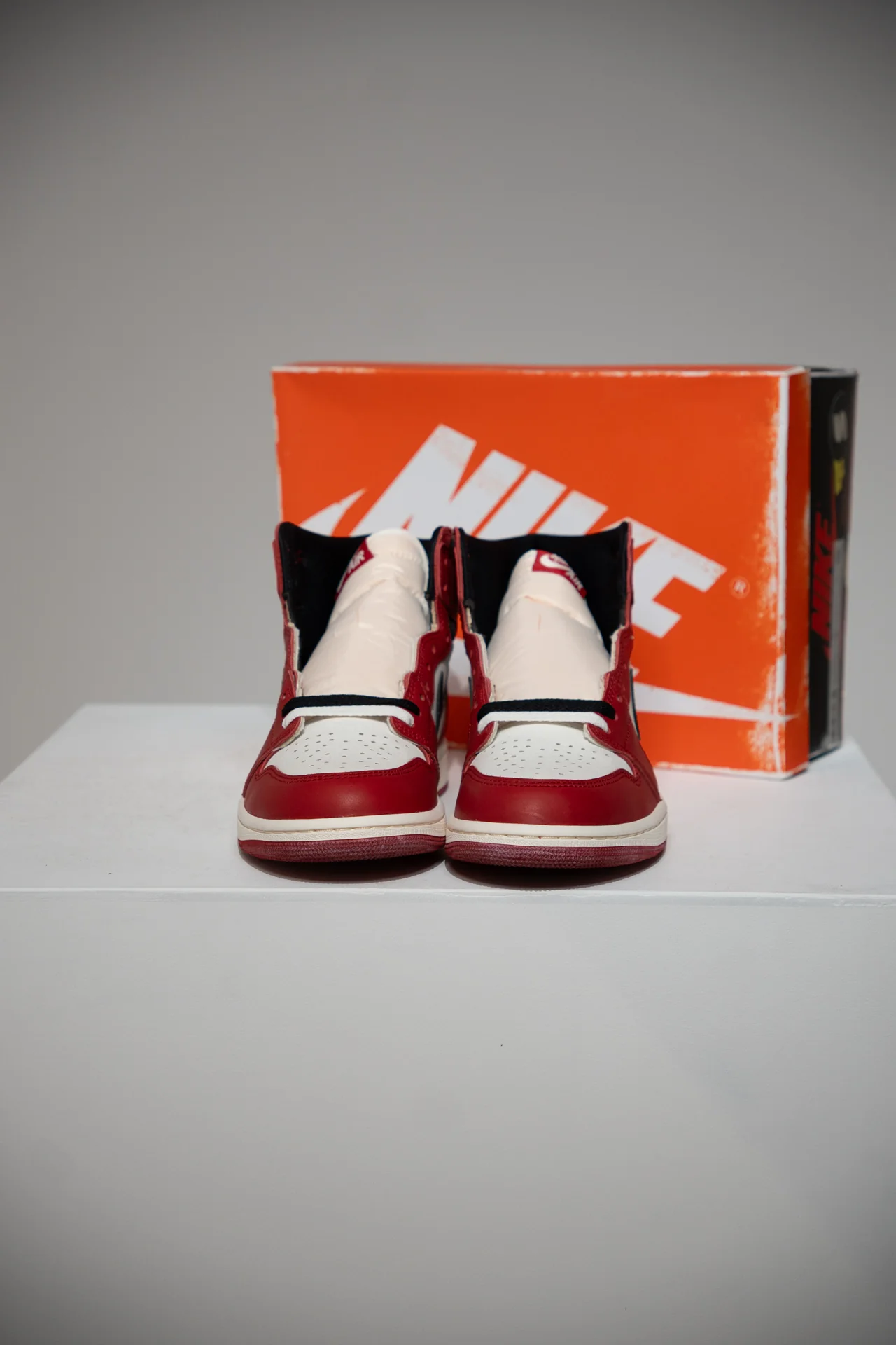Jordan 1 High Lost And Found (Taille 38,5) - Image 2