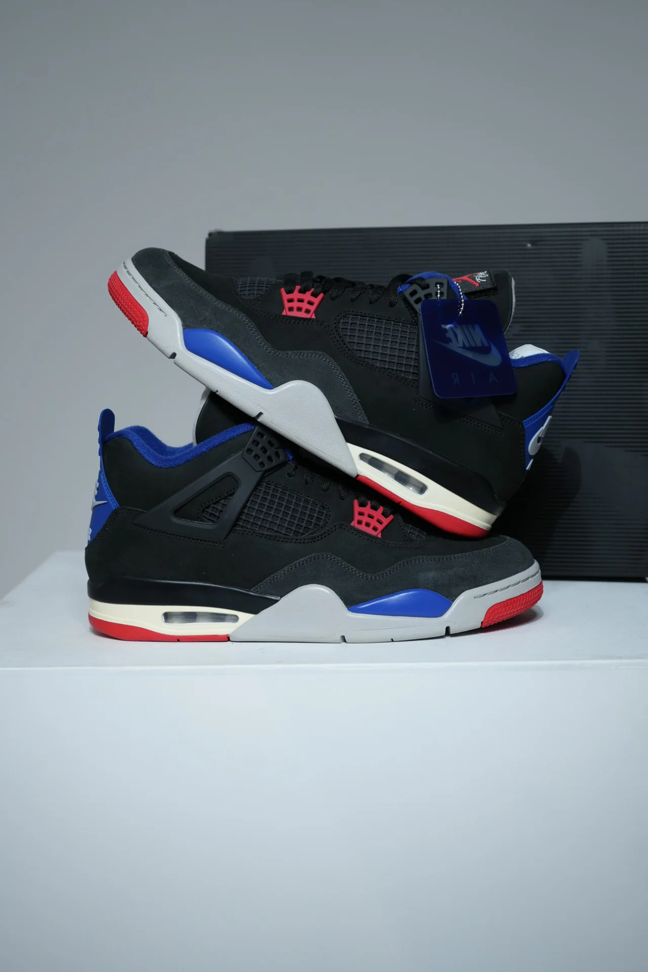 Jordan 4 Rare (Taille 43)