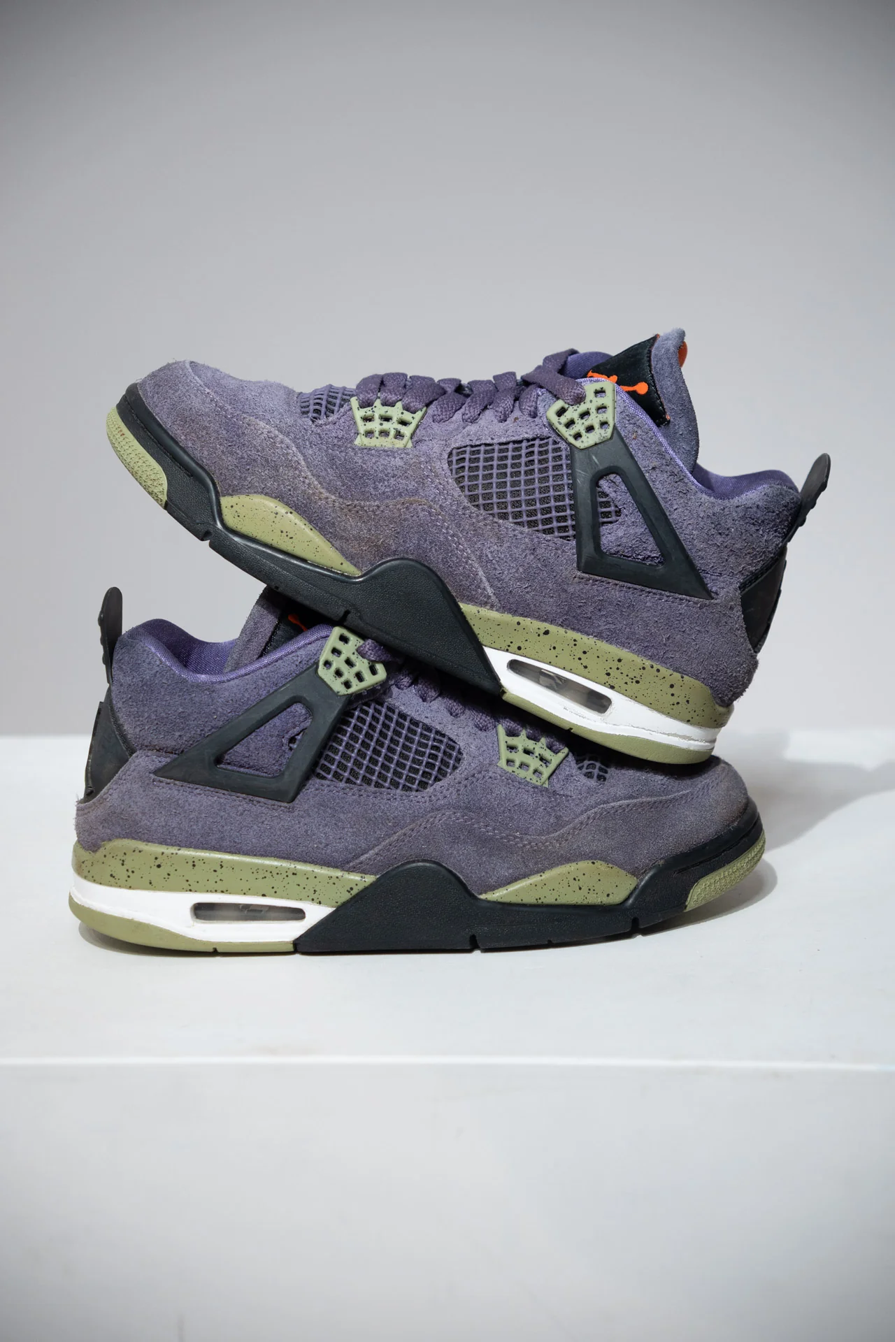 Jordan 4 Canyon purple (Taille 40)