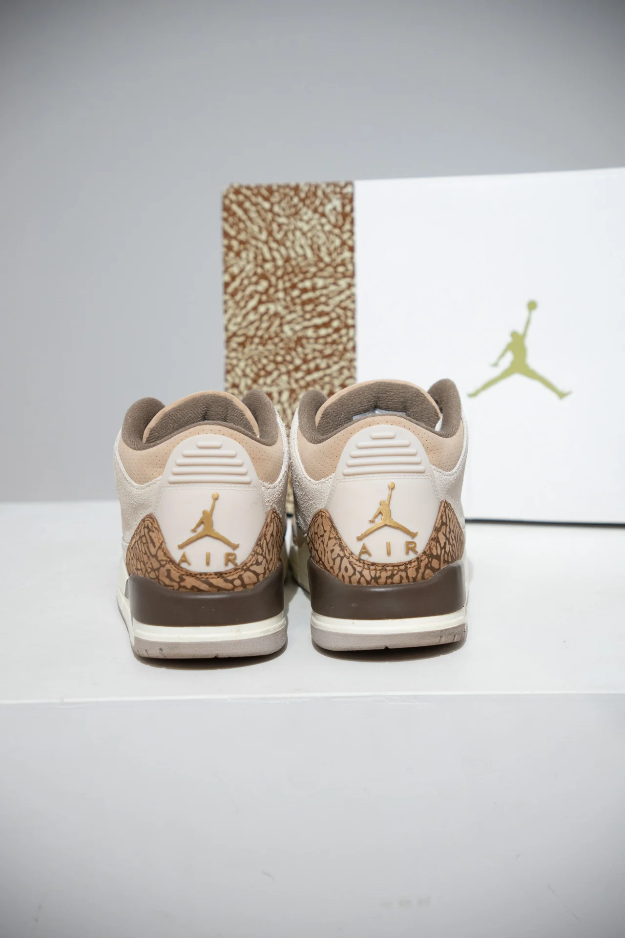 Jordan 3 Palomino (Taille 42) - Image 3