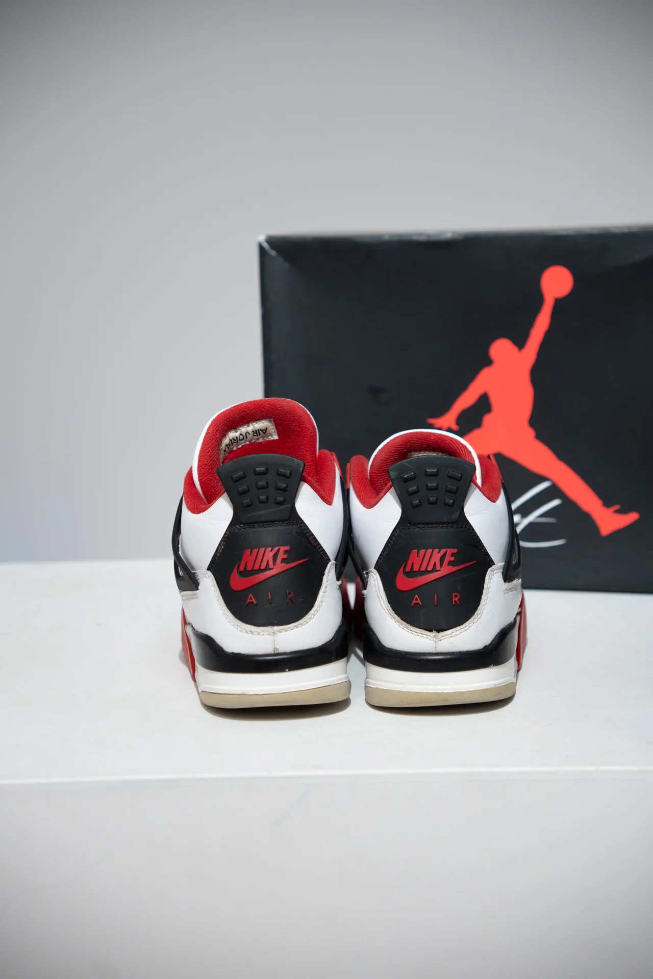 Jordan 4 Fire Red GS (Taille 38,5) - Image 9