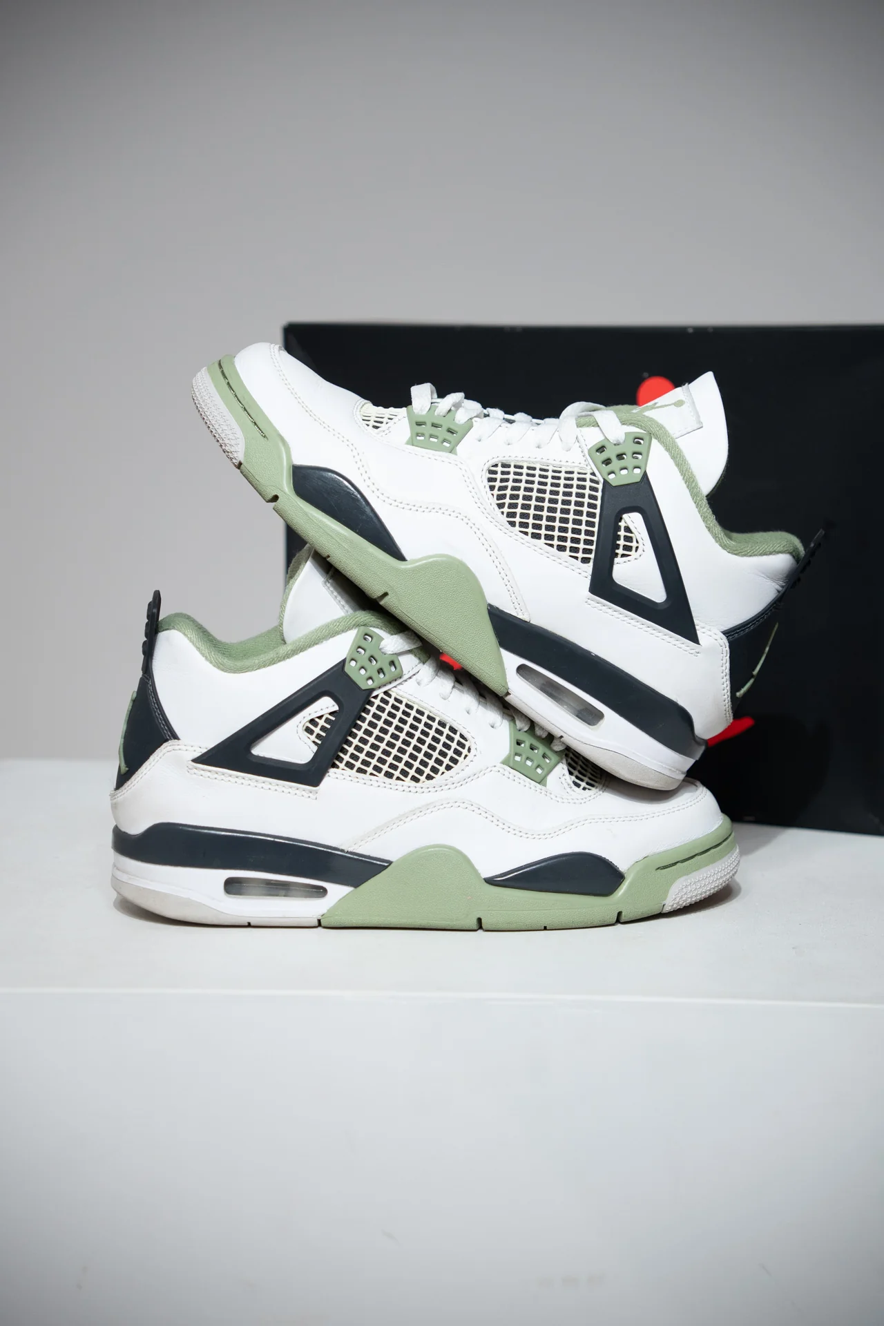 Jordan 4 Seafoam (Taille 40)